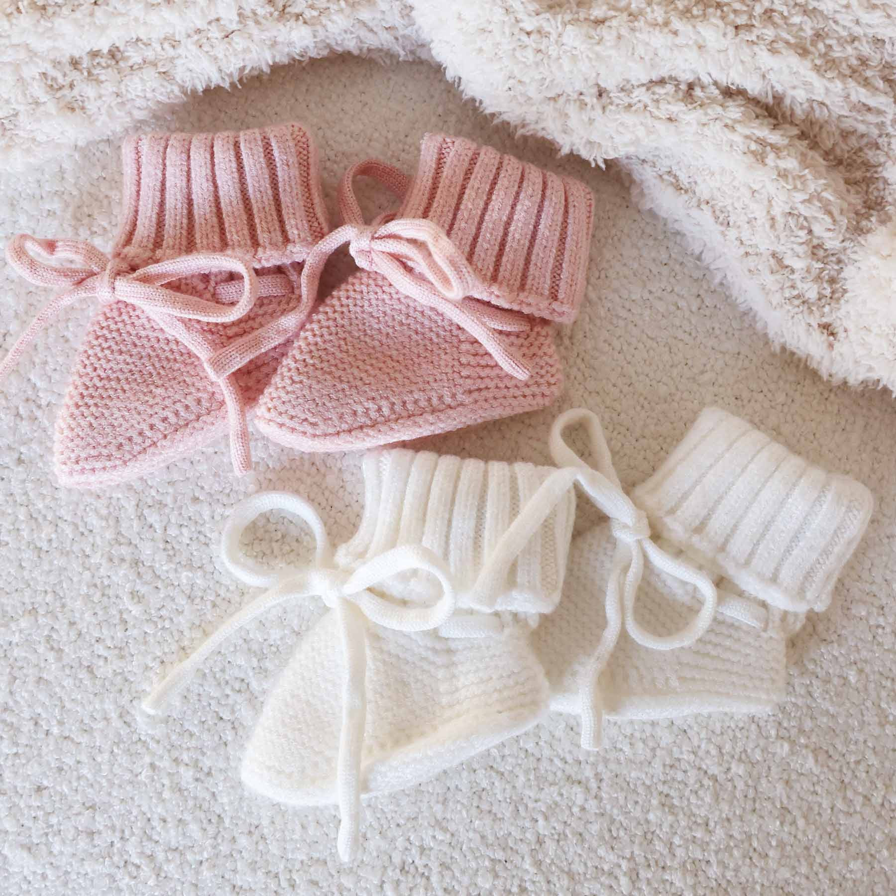 Knit Newborn Bow Booties | Caden Lane