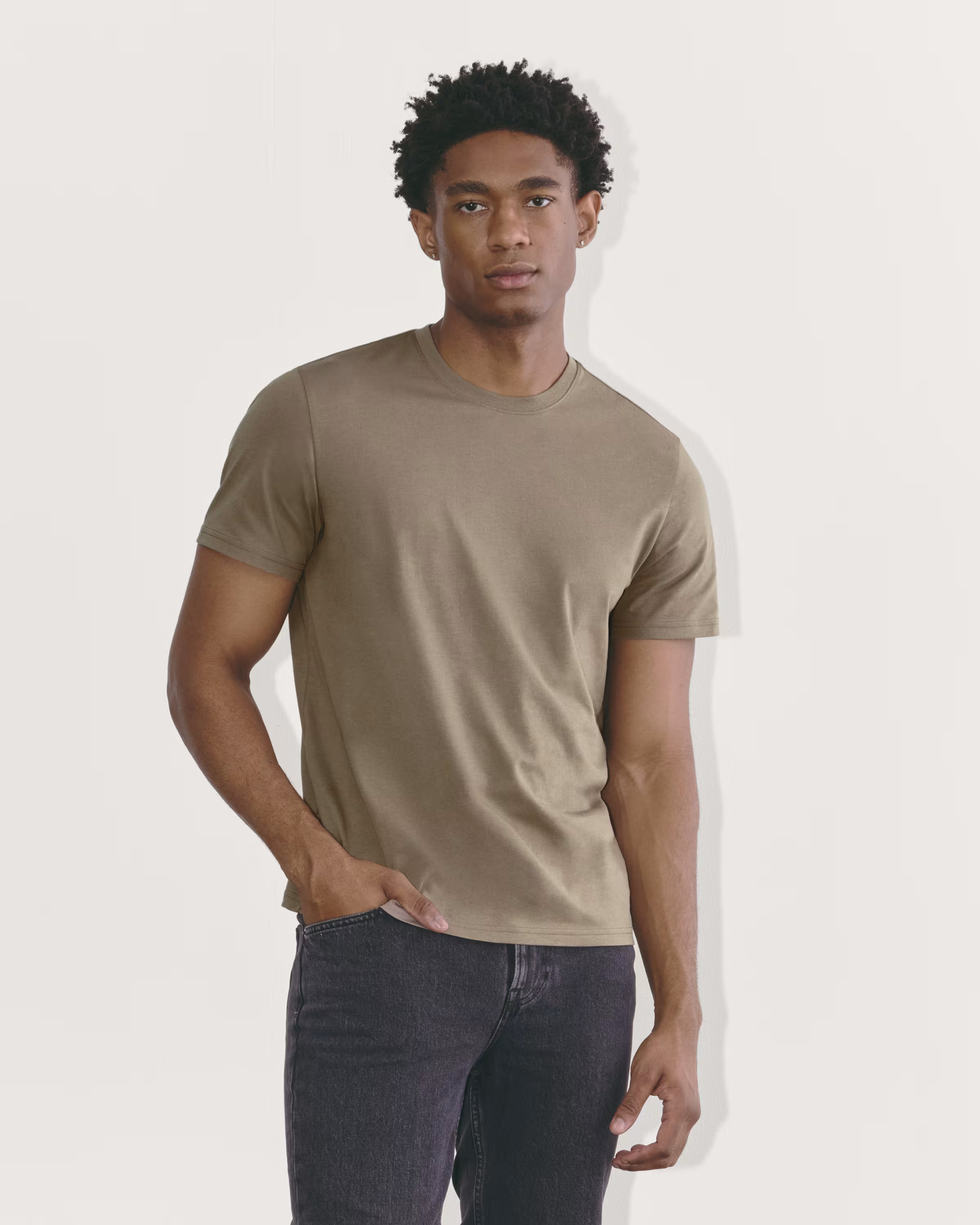 The Essential Organic Crew | Everlane