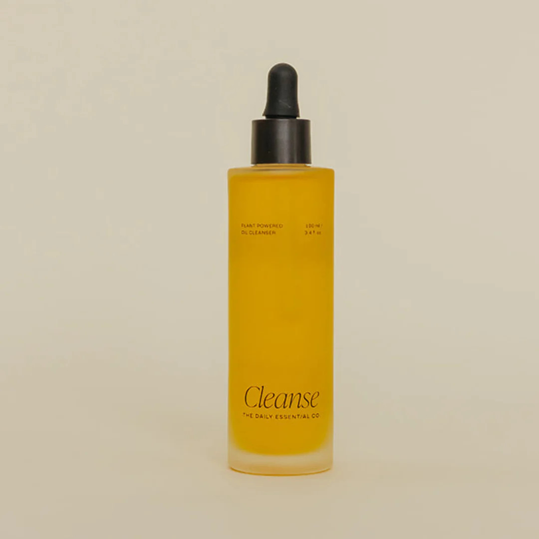 Cleanse // Facial Oil Cleanser | The Daily Essential Co