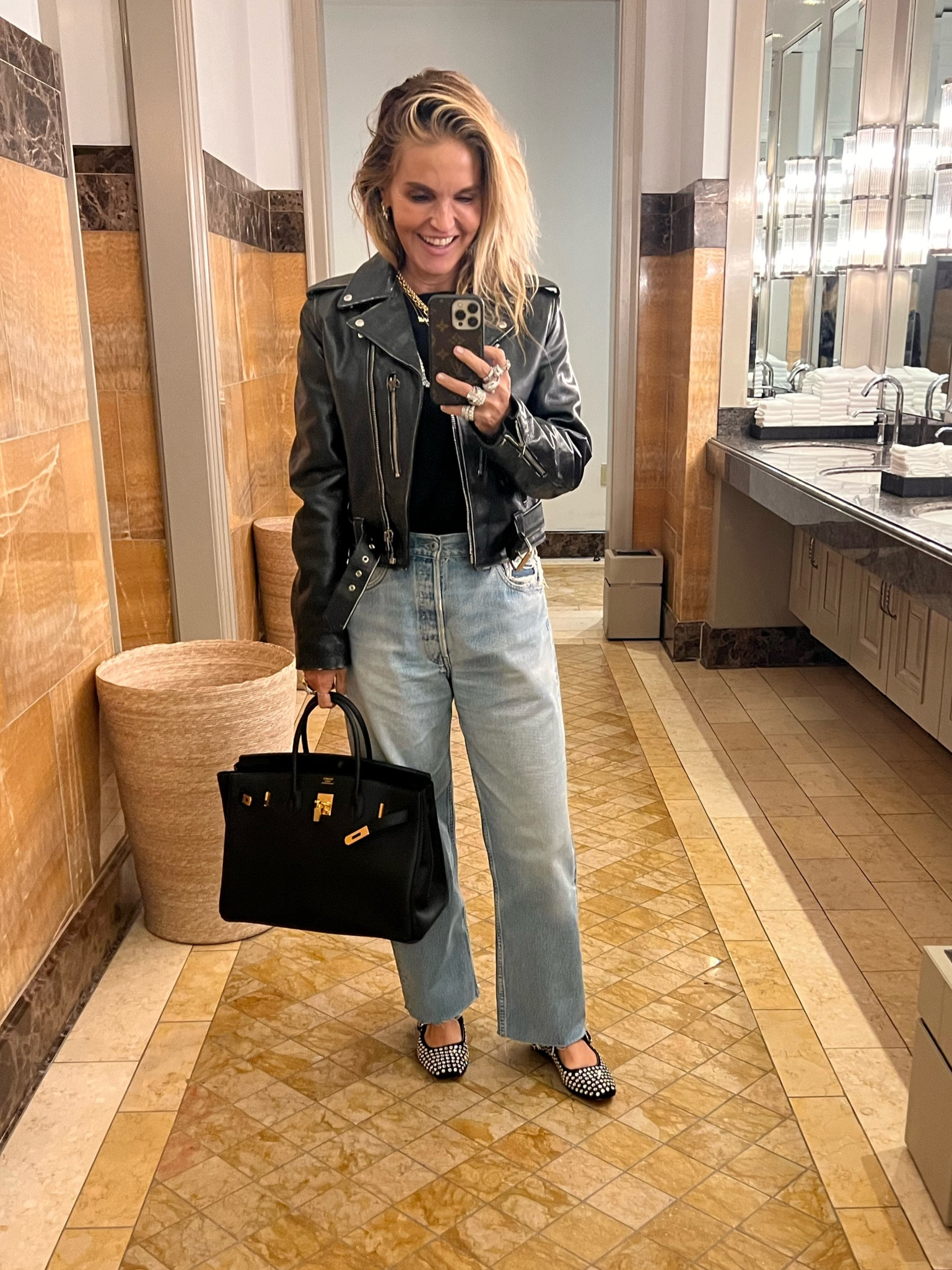 My uniform 🔥

#LTKover40 #LTKSeasonal #LTKmidsize