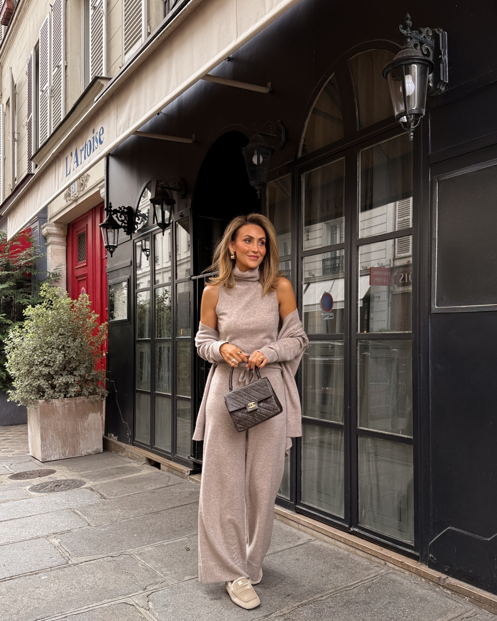 One of my favorite cashmere sets in my wardrobe! Super versatile and chic yet cozy and perfect for lounging or traveling!

#LTKTravel #LTKStyleTip #LTKSeasonal