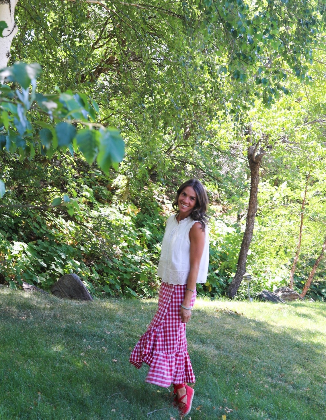 I’m convinced this shirt goes with everything. It’s lightweight, the perfect length, and so comfy—the kind of top you throw on without thinking and somehow it always works. I’m pretty sure I’ve worn it three times this week already, and I have zero regrets. 
#LTKStyle #LTKFinds #EverydayStyle #CasualOutfits #WardrobeStaples

#LTKootd #LTKmomlife #LTKdayinmylife