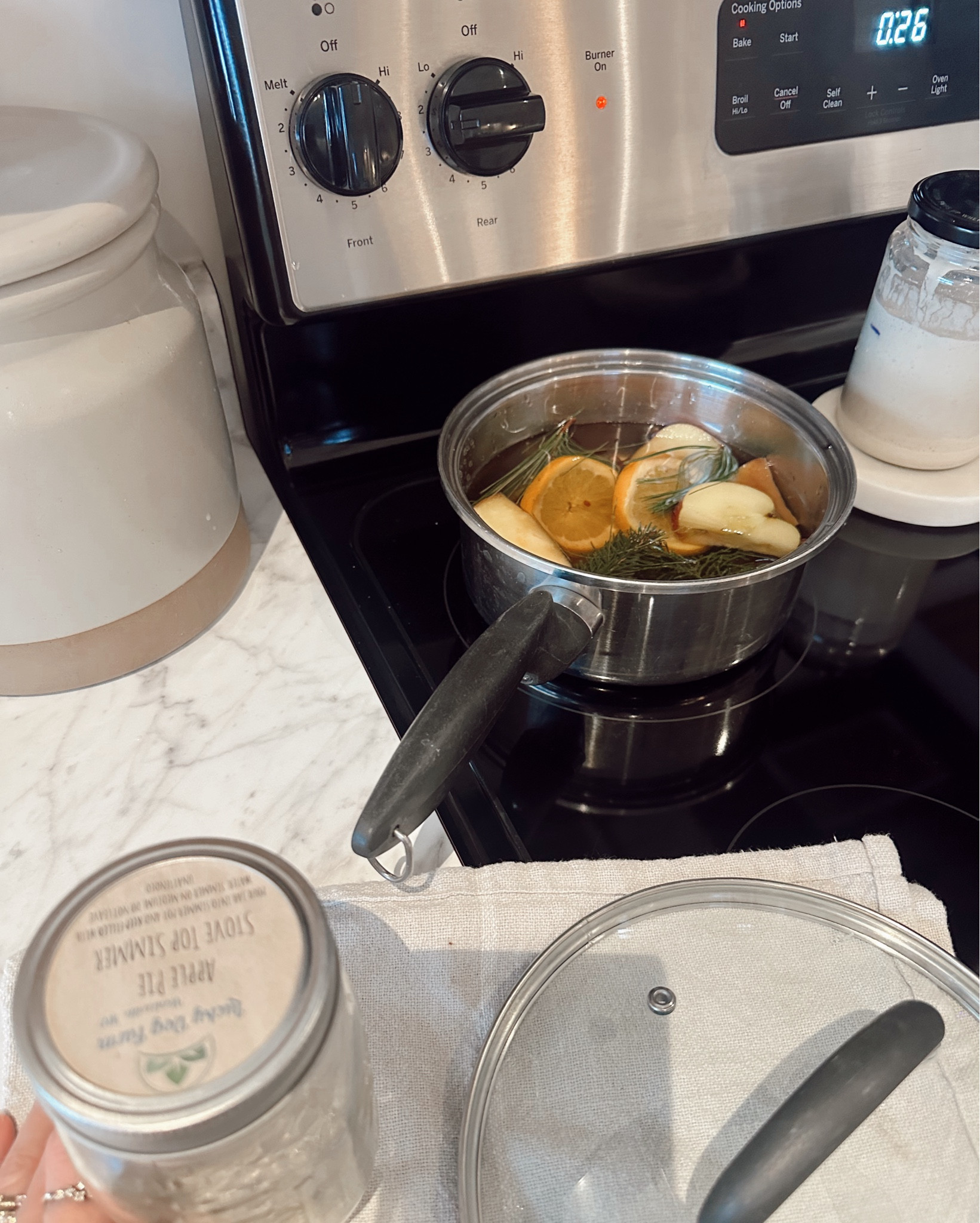 Another favorite alternative to candles and wall plug-ins is to put your favorite things in a pot and simmer it. It will literally make your house smell amazing!! We have apples, orange, rosemary, cinnamon, and a few other things going right now! 😍
Makes a great gift idea | house warming gift for a loved one! 🧺🍯

Comment SHOP below to receive a DM with the link to shop this post on my LTK ⬇ https://liketk.it/50V49 #ltkholiday #ltkseasonal #ltkhome

#LTKGiftGuide #LTKHoliday #LTKSeasonal