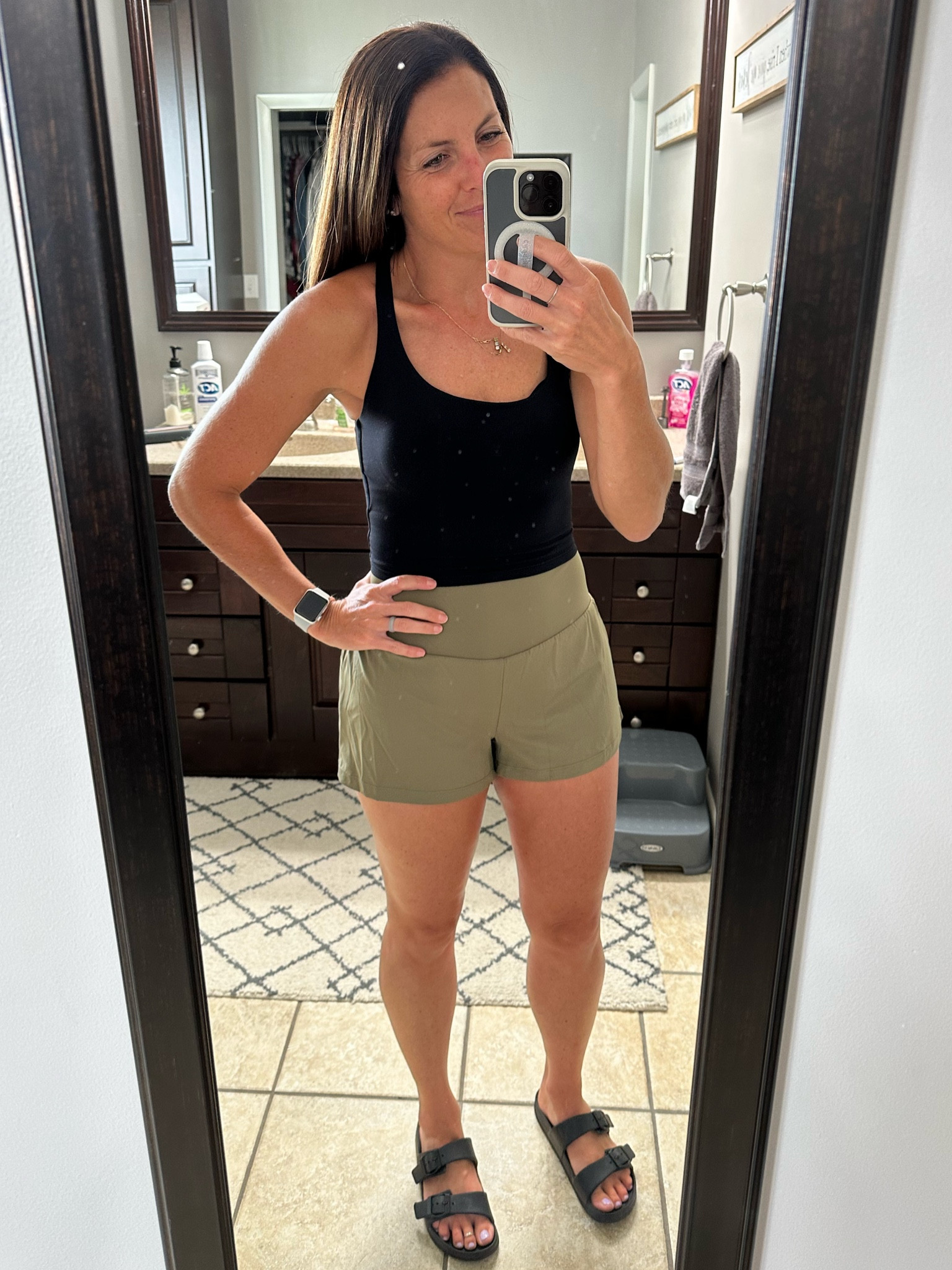 Halara Active Wear
Shorts…true to size 
Tank…size up one

#halara

#LTKActive #LTKfindsunder50