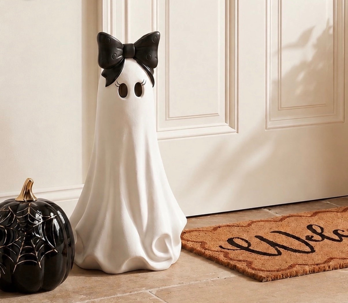 This My Texas House large ghost with bow decoration is ideal for mantels, shelves, entryway tables, and seasonal arrangements. @Walmart  @mytexashouse  #seasonaldecor #ghostdecor #decorativeaccents