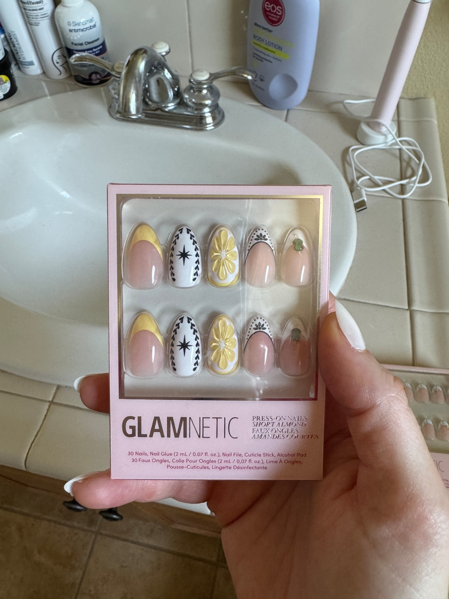 Summer nails 
Vacation 

#LTKselfcare #LTKBeauty