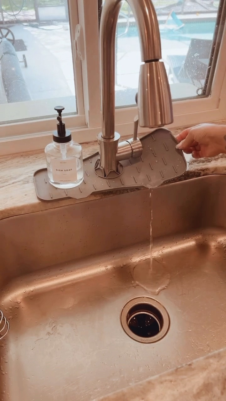 Kitchen must have
Home finds
Gift ideas
Trending
Cleaning hacks

#LTKhome #LTKstyletip #LTKsale