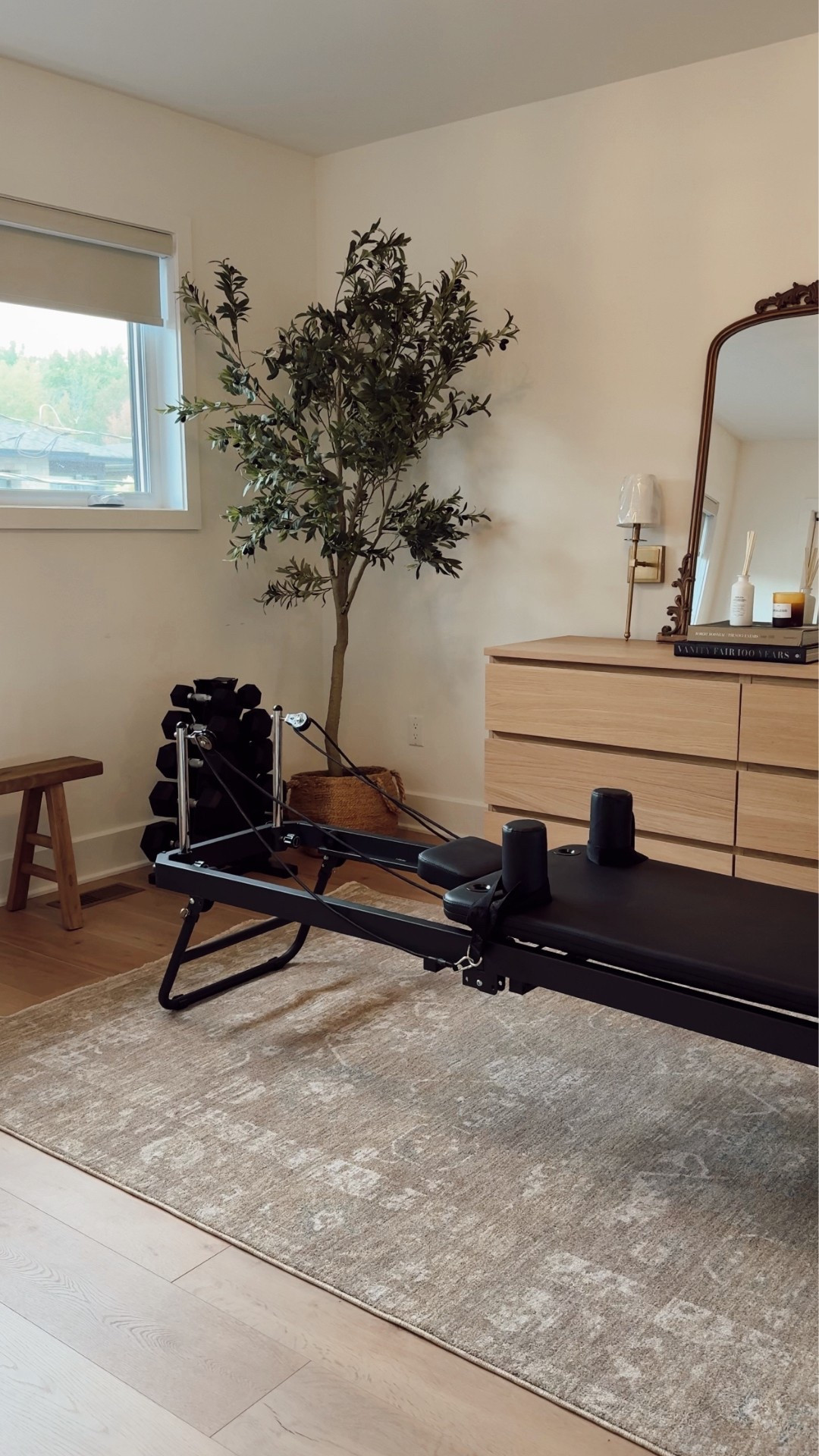 My home gym makeover wouldn’t be complete without my favourites from @wayfaircanada! ✨ They always have everything I need to instantly elevate any room I am decorating! Shop their Labour Day clearance now until Sept 2nd to get up to 70% off & free shipping! #WayfairCAPartner #WayfairCAHome