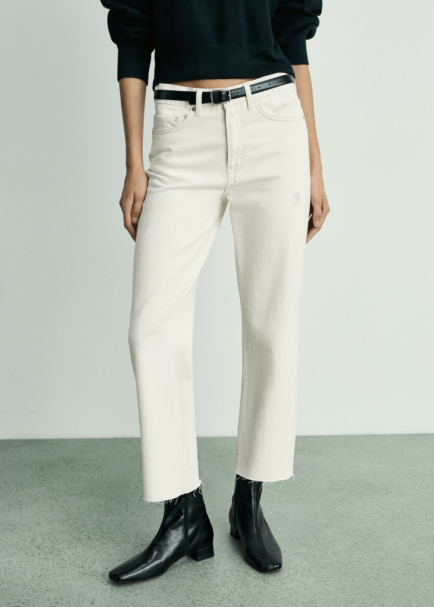 Blanca straight-fit cropped jeans - Woman | MANGO USA | MANGO (US)