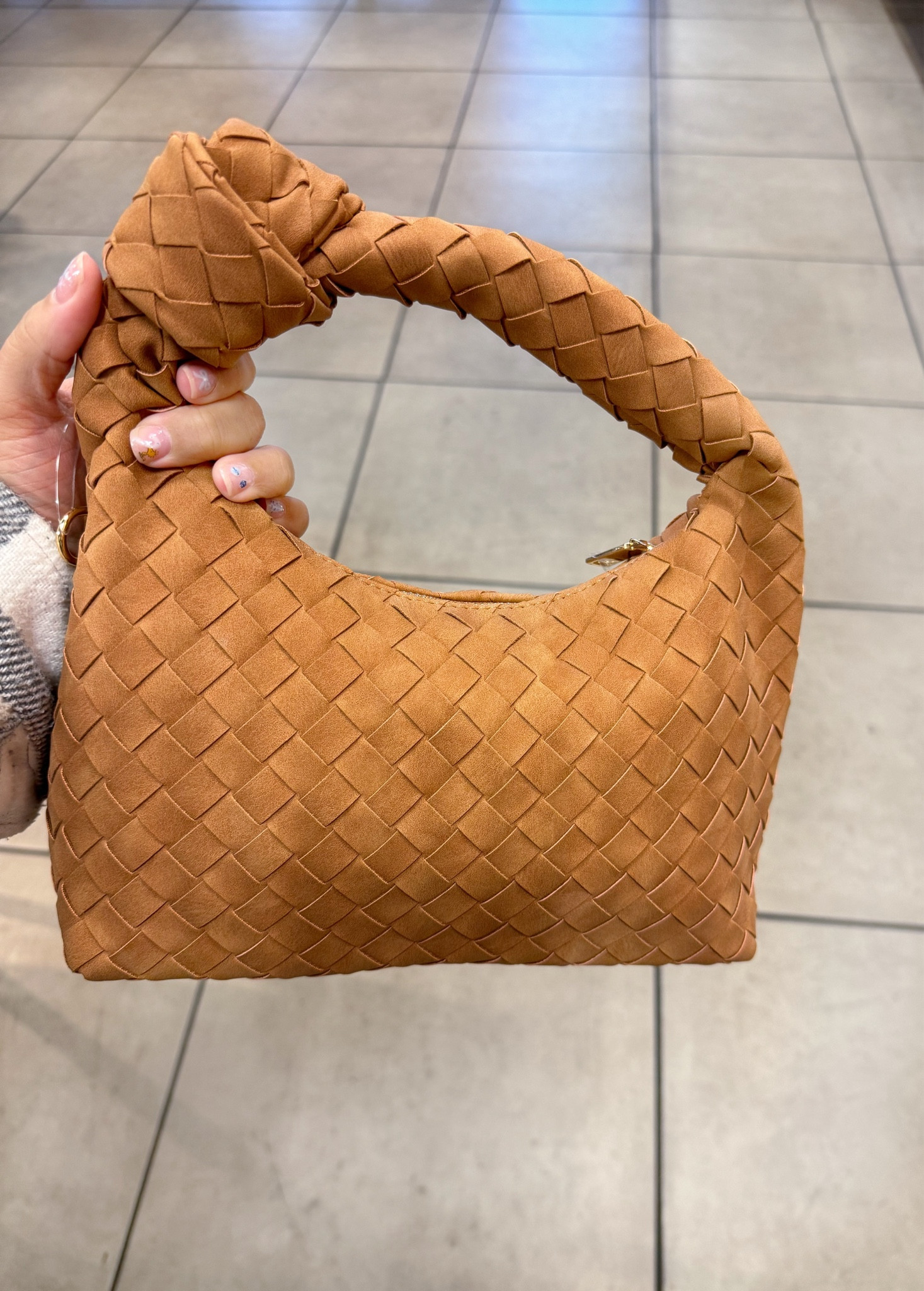 DSW SALE!
Crown Vintage Woven Knotted Hobo Bag

Use code: COUNTDOWN 
for extra % off!! 

#LTKGiftGuide #LTKSaleAlert #LTKHoliday