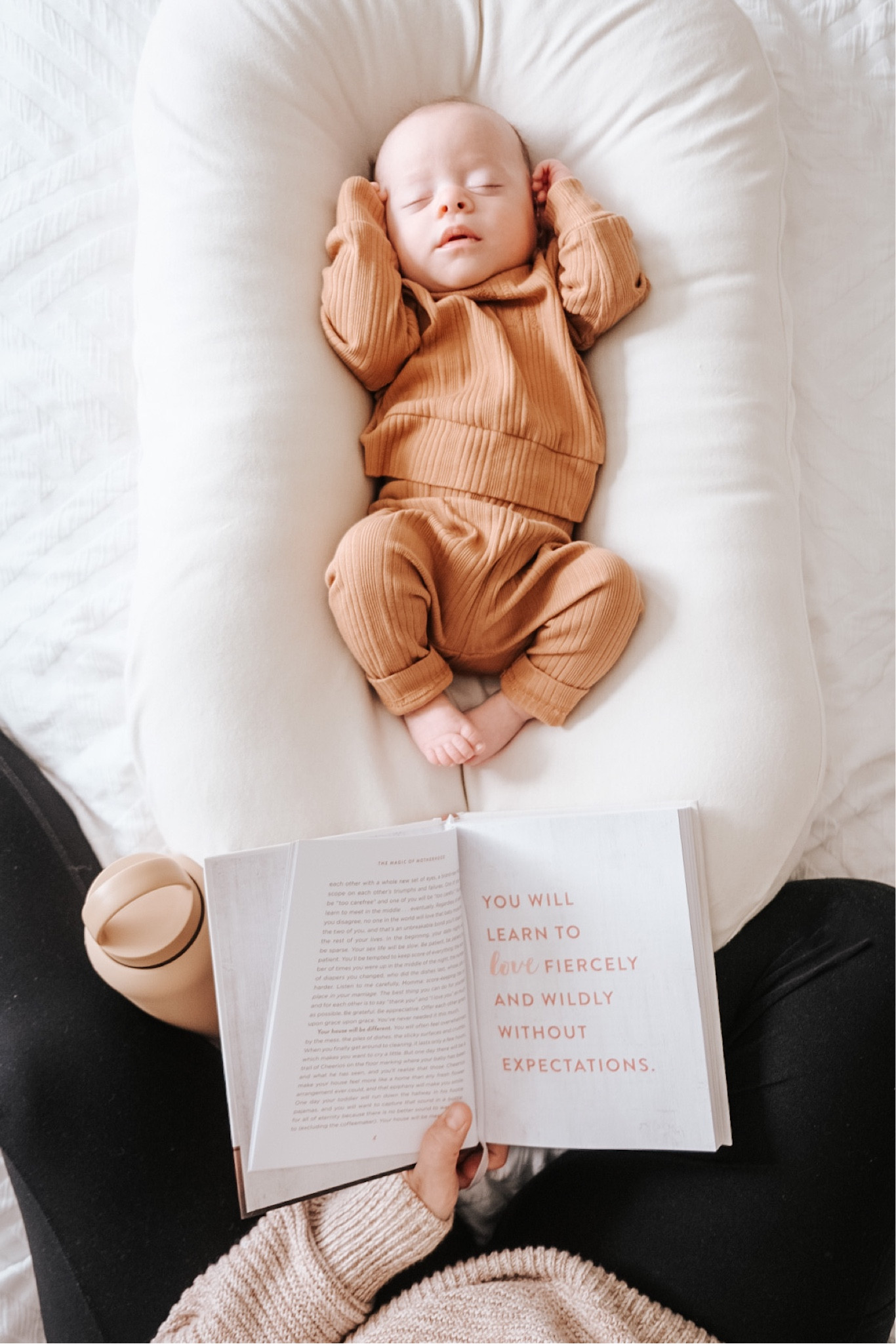 Mama reads #themagicofmotherhood

#LTKbaby #LTKbump #LTKfamily