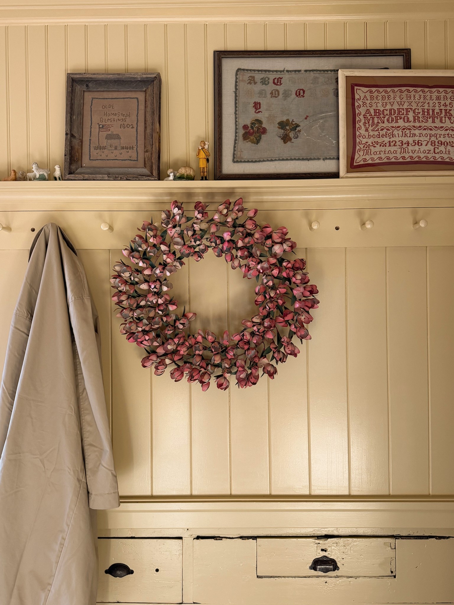 A spring metal wreath that will last for every spring to come. 🌷🌷🌷

#LTKSeasonal #LTKSpringSale #LTKHome