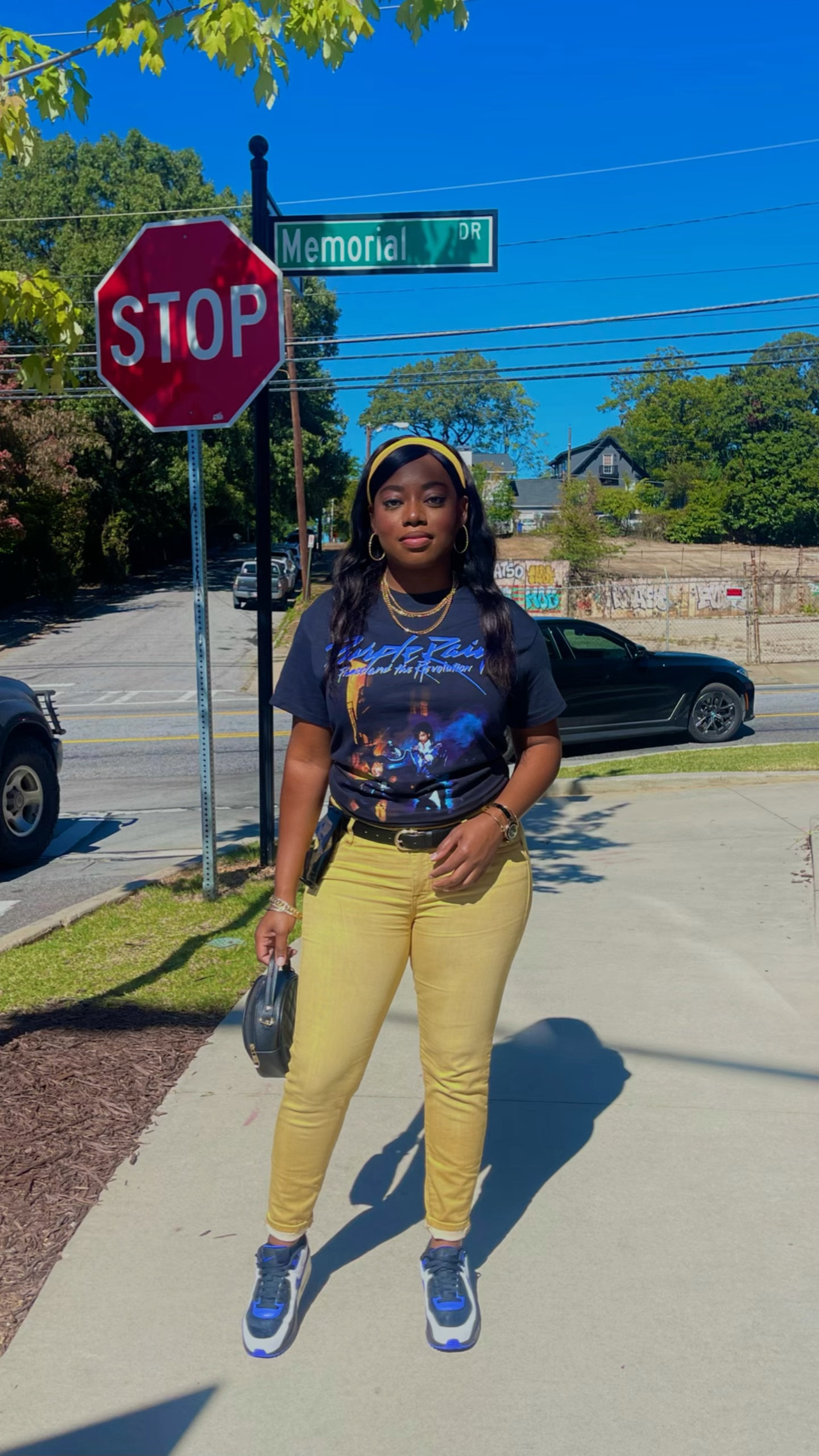 Graphic Tee Fits 

#LTKVideo #LTKStyleTip