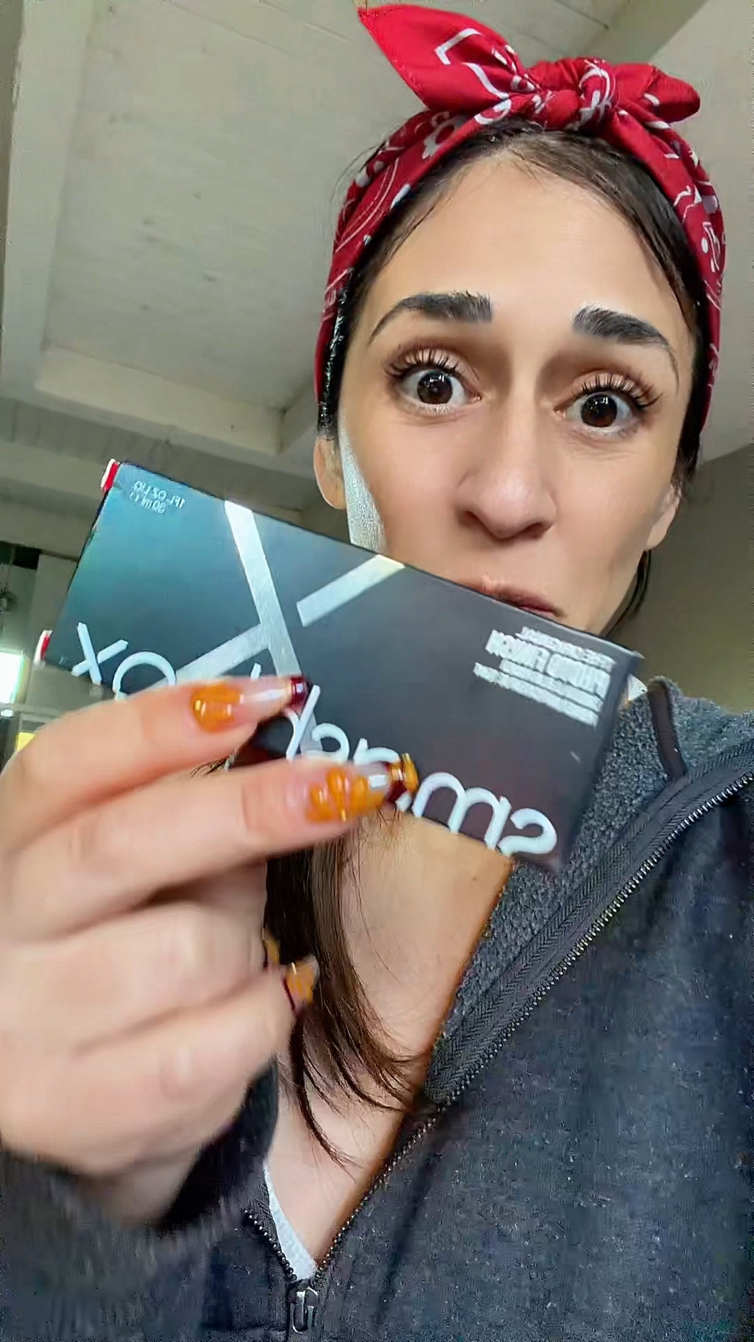 Smash box OG photo finish, smooth, and blur primer ￼

#LTKBeauty