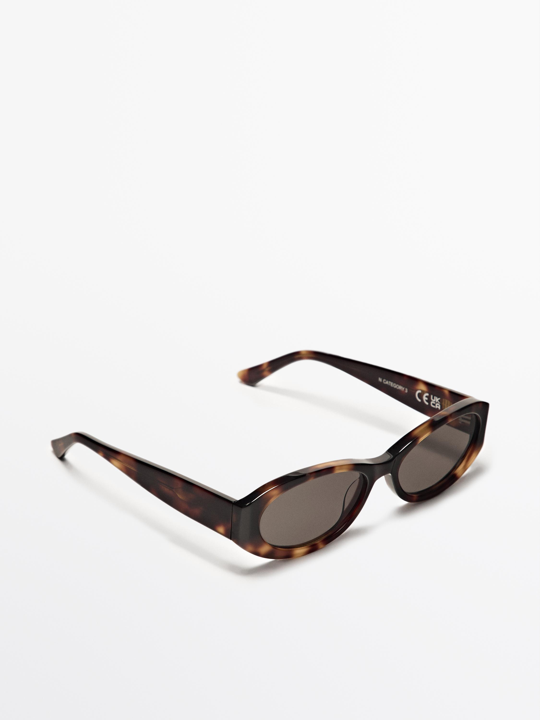 Small oval sunglasses · Brown · Jackets | Massimo Dutti | Massimo Dutti UK