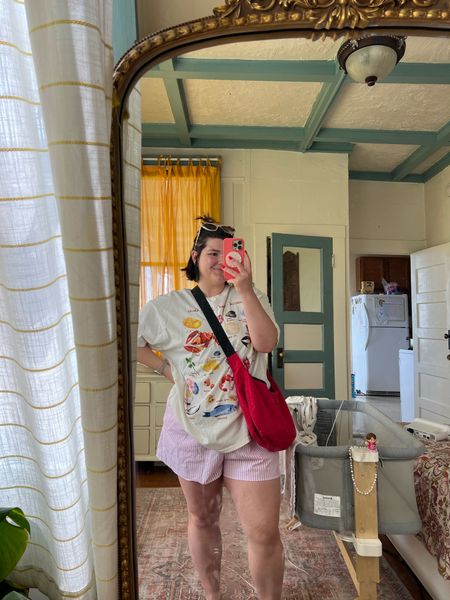 Jumping on the spring box or short trend, and I’m not mad about it. Such a comfy casual outfit, perfect for postpartum. T-shirt dress is from urban outfitters size medium/large, shorts are from Hollister size XXL. And of course my red Baggu Crescent bag in size medium.

#LTKSeasonal #LTKmidsize #LTKfindsunder50