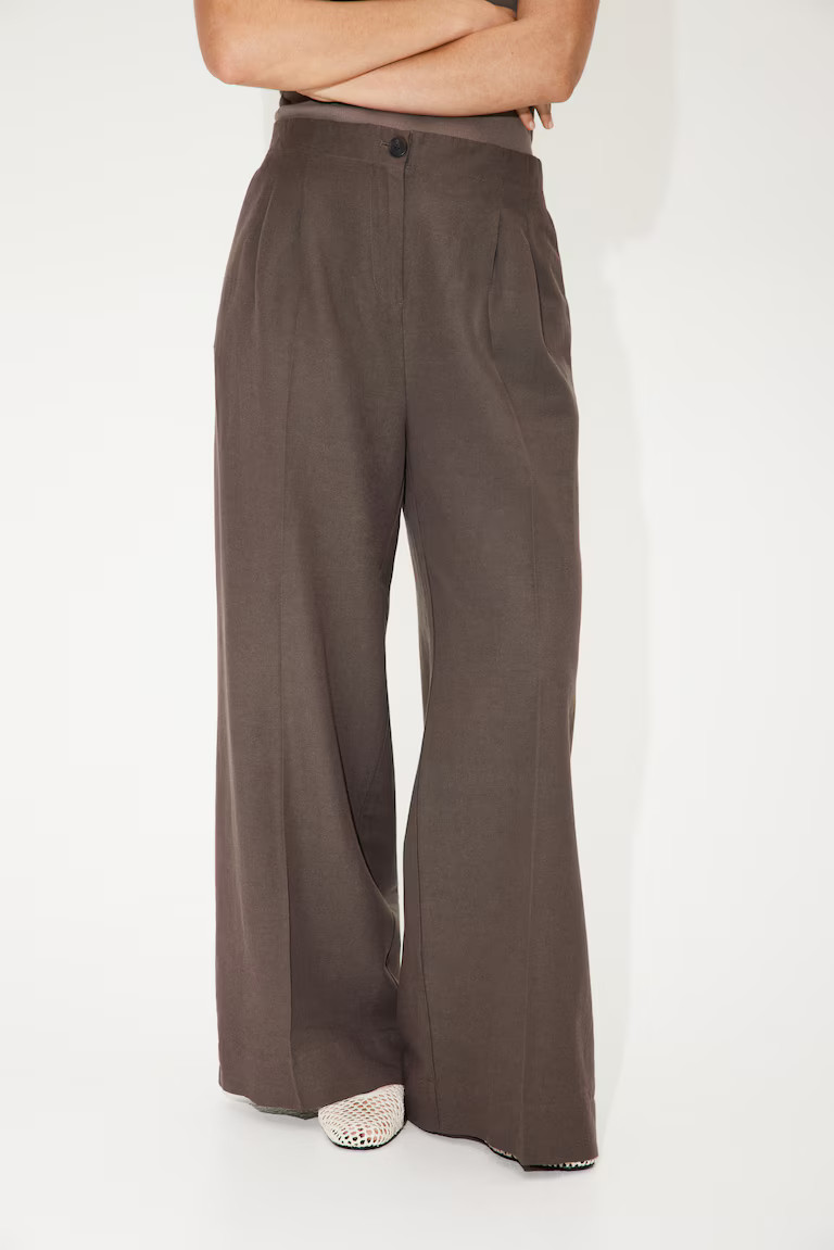 Wide linen-blend trousers - Dark brown - Ladies | H&M GB | H&M (UK, MY, IN, SG, PH, TW, HK)