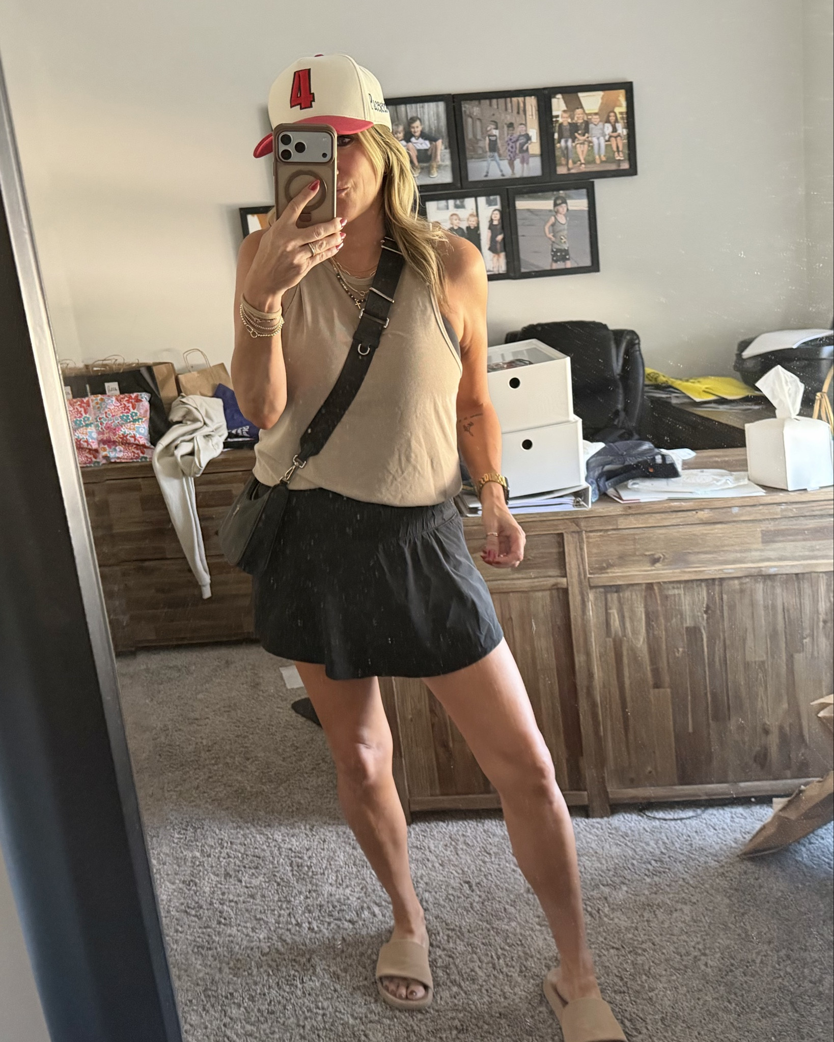 Sports mom ‘fit



#LTKmomlife #LTKootd