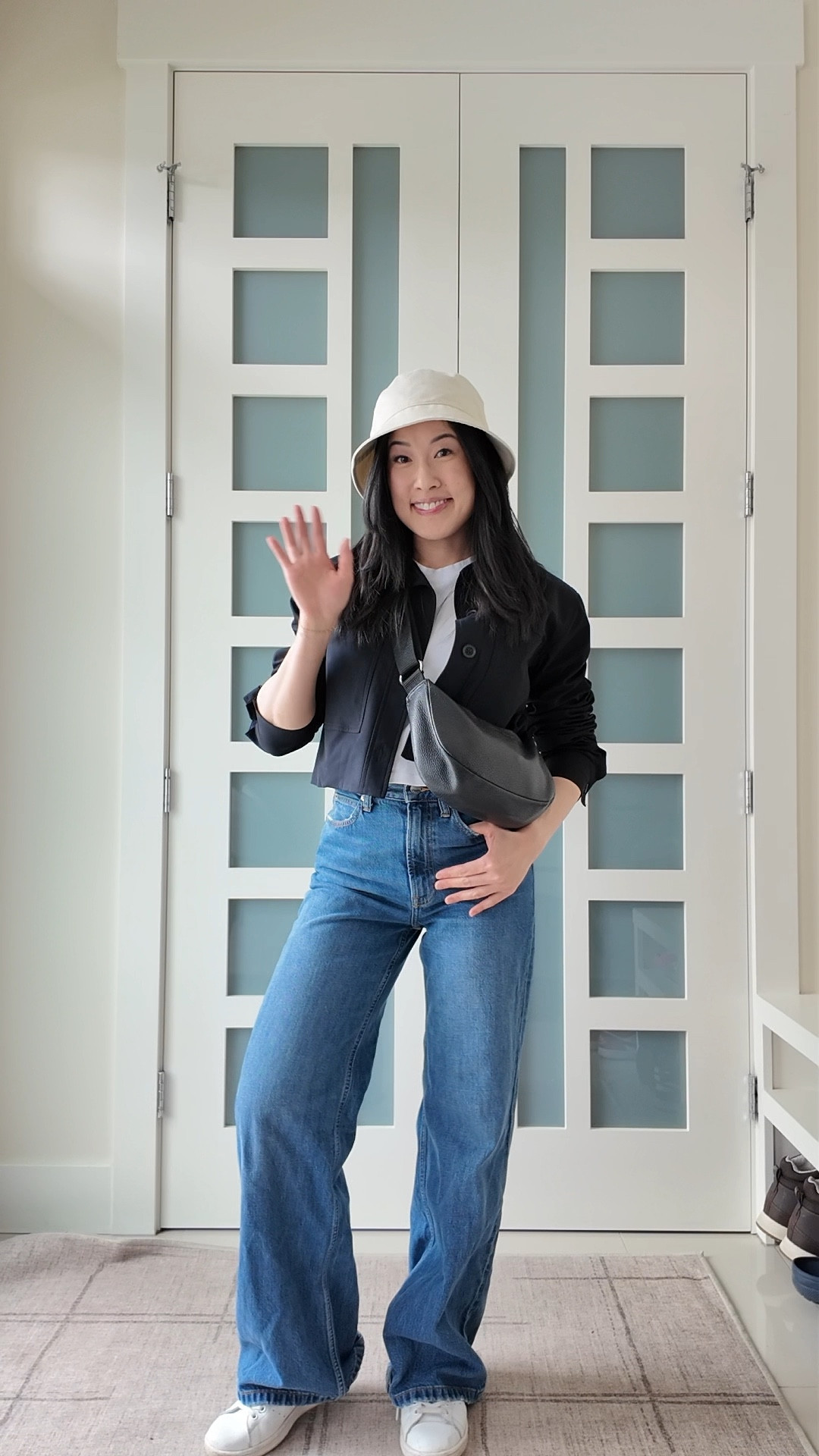 Finally playing dress up again! ❤️

Wearing Everlane jeans size 24, Uniqlo tshirt size S, Modern Ambition cropped jacket size XS. 

#LTKStyleTip #LTKSeasonal