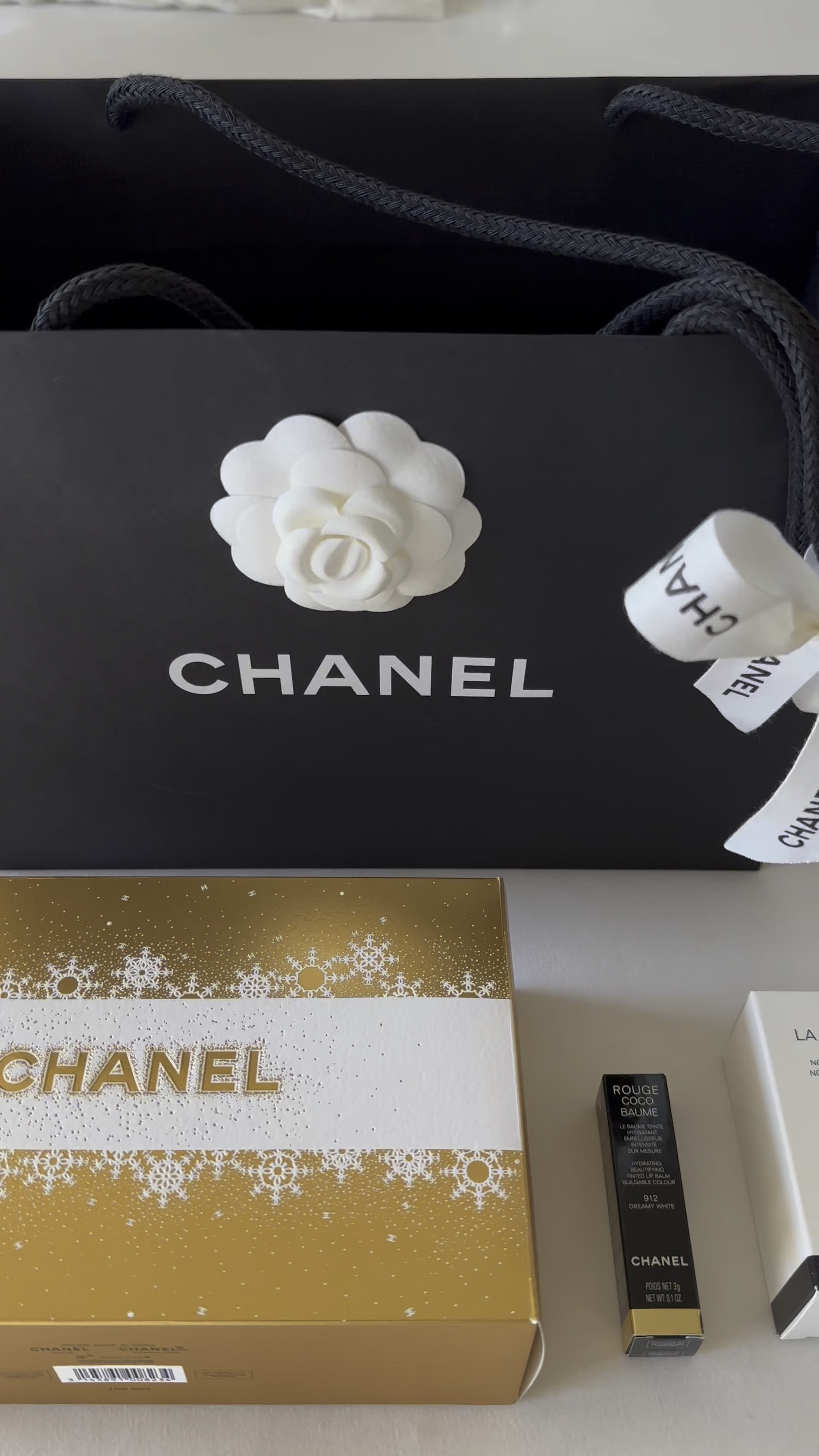 perfect gift for mom, sister, daughter, and any special woman in your life! 🤍 #chanel #chanelgiftset #chanelbeauty #giftsets #holiday #holidaygiftsets 

#LTKBeauty #LTKGiftGuide #LTKHoliday