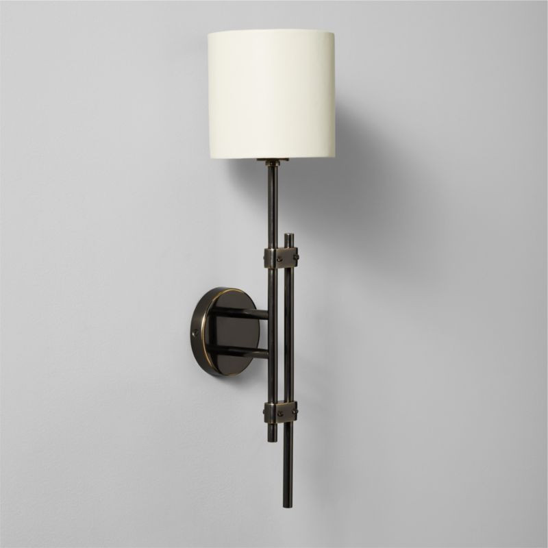 Soporte Blackened Brass Wall Sconce | CB2 | CB2