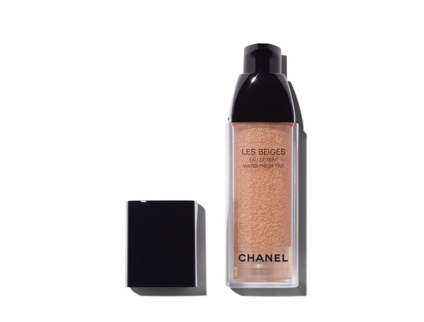 Chanel Les Beiges Eau De Teint - Light | Violet Grey