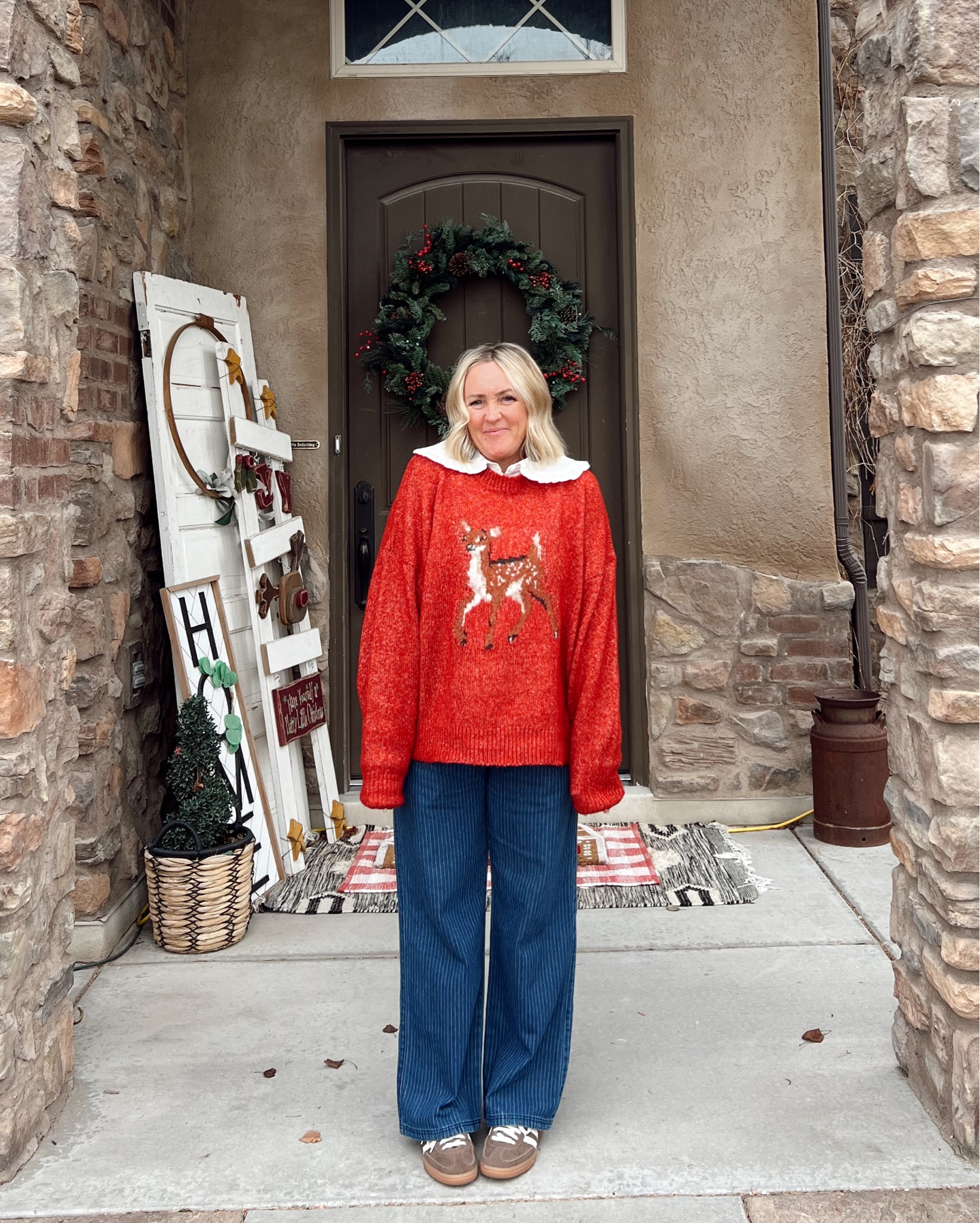 🦌❤️ holiday looks! add a frilly collar to every look this winter! it’s so cute and really adds so much without bulk! 
.
#graphicsweater #peterpancollar #dickiecollar #dickie #holidayootd #deersweater #christmasootd #winterootd #bigcollar

#LTKootd #LTKOver40 #LTKHoliday