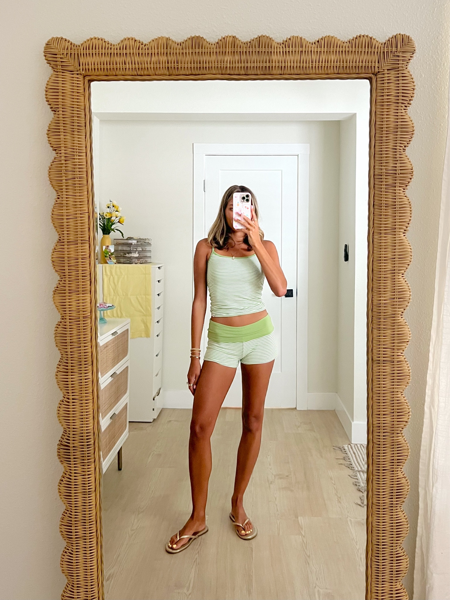 summer outfit ideas from
Hollister ⭐️ code HCOMCKENZIE for an extra 20% off making some of these summer staples under $35 #hollister #hollisterpartner #hollistercode #tryon

#LTKootd