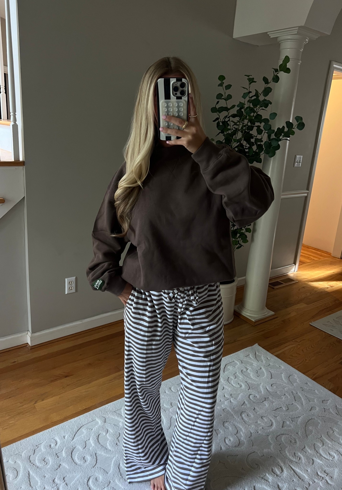 OOTD! 🤎 
Fall outfit inspo 
Fall fashion 
Daily drills 


#LTKSeasonal #LTKFindsUnder100 #LTKStyleTip