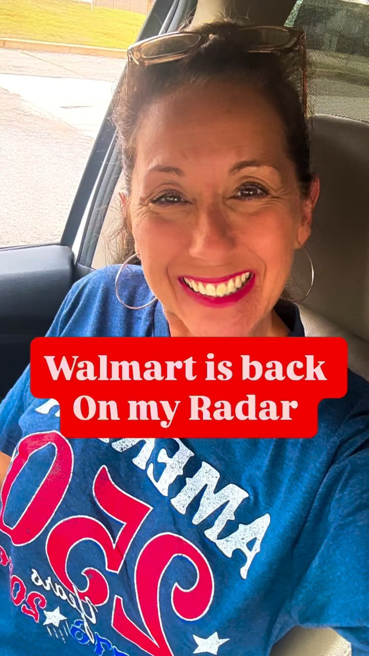 🇺🇸🍓Walmart is Back on my Radar Baby!! Finally back finding some great deals!!! These Lee denim shorts are so GOOD!!! Matching with #graphictee #walmart 
‼️‼️‼️‼️danas_randomfinds‼️
🛍️NEW....OOTD 🍒 

🛍️Comment… SHOP🛍️ Follow for all things ……. Home 🏡 Simple DIY 🎨
👜Work Wear 👓Daily Finds 
Casual Fashion 👚👖
#amazon #amazonessentials 
#walmart walmartfashion
danasrandomfinds