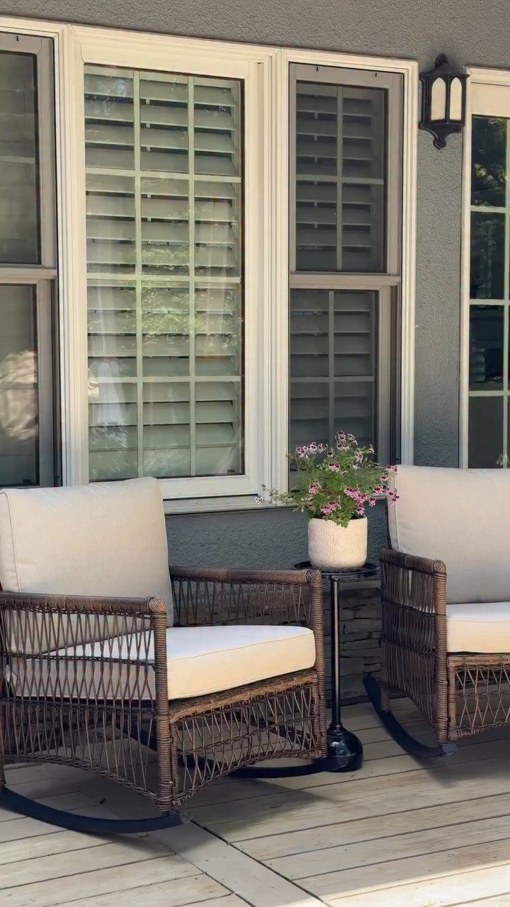 #Ad I’ve always believed the best outdoor spaces are the ones that actually get used.

We recently swapped our black rocking chairs for these woven rockers and they’ve completely changed the feel of this corner. The texture adds so much warmth, but what really sold me was the deeper seat and cushions. They’re the kind of chairs you settle into with your morning coffee and somehow end up staying a little longer.

Comment SHOP below to receive a DM with the link to this post on my LTK ⬇ https://liketk.it/6fjy2

@wayfair #WayfairPartner #wishyouwerehere #outdoor #Wayfair