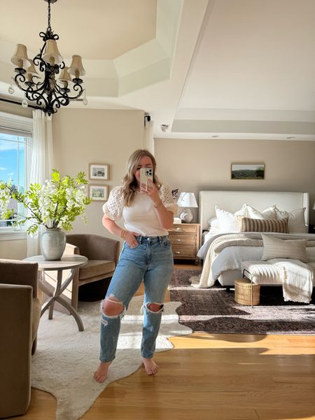 My favorite jeans!! They are high waist, rigid and so flattering! Also, these tops are my favorite kind! 

Jeans, outfit, summer outfit, too, h&m, american eagle jeans, sandals, bedroom, bedding, 

#LTKSaleAlert #LTKMidsize #LTKStyleTip