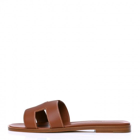 HERMES

Box Calfskin Oran Sandals 37 Gold | Fashionphile