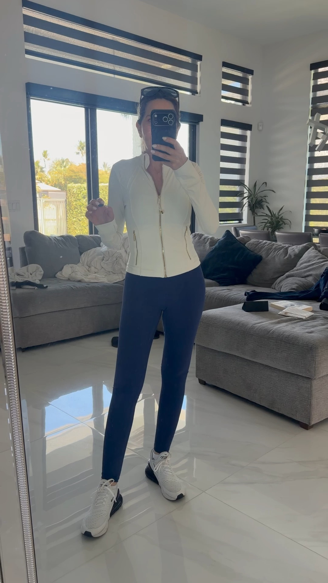 This jacket is exactly like the more expensive one. So good

#LTKootd #LTKfitnessgoals #LTKselfcare