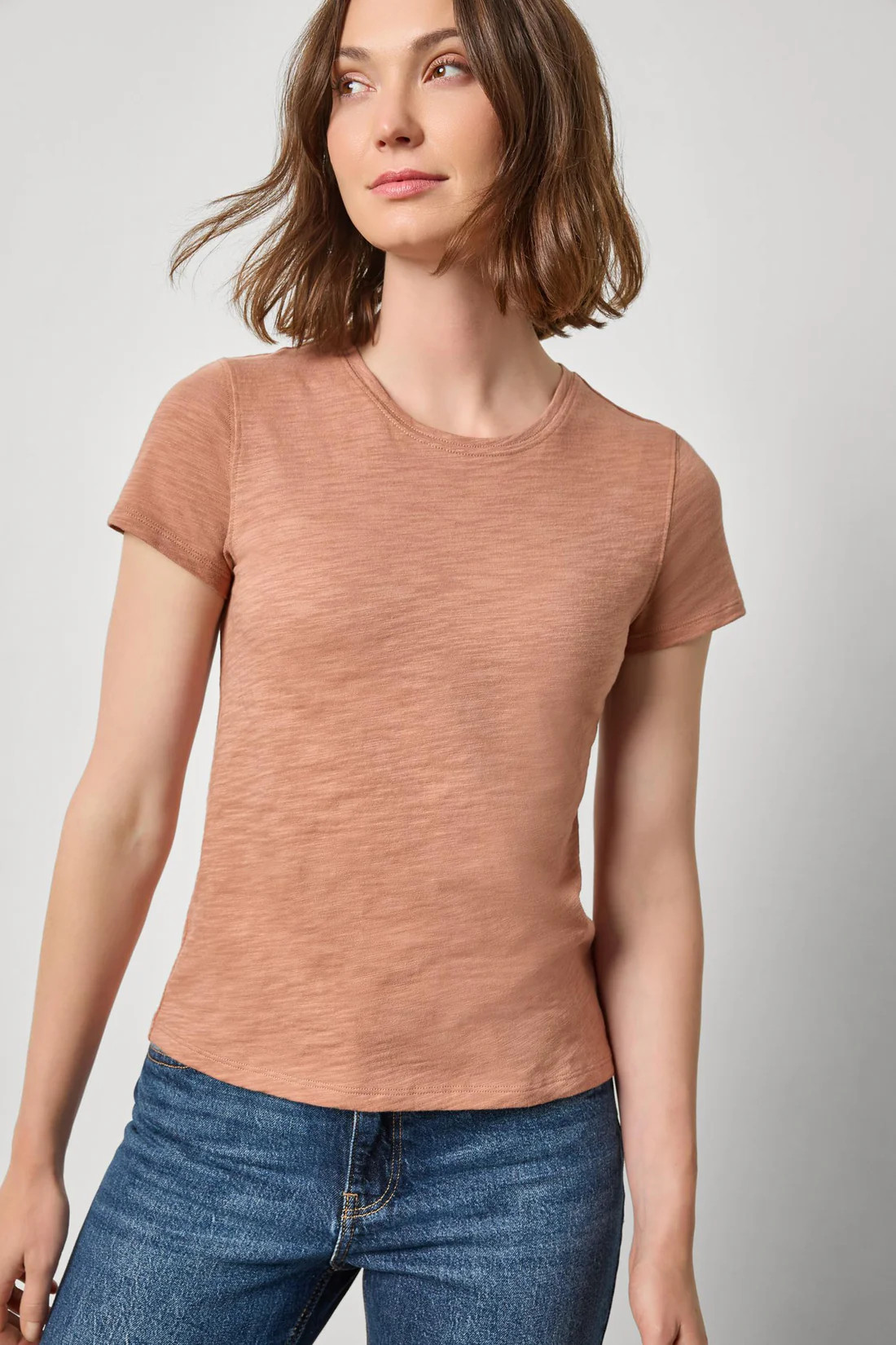 Short Sleeve Back Seam Crewneck | Lilla P