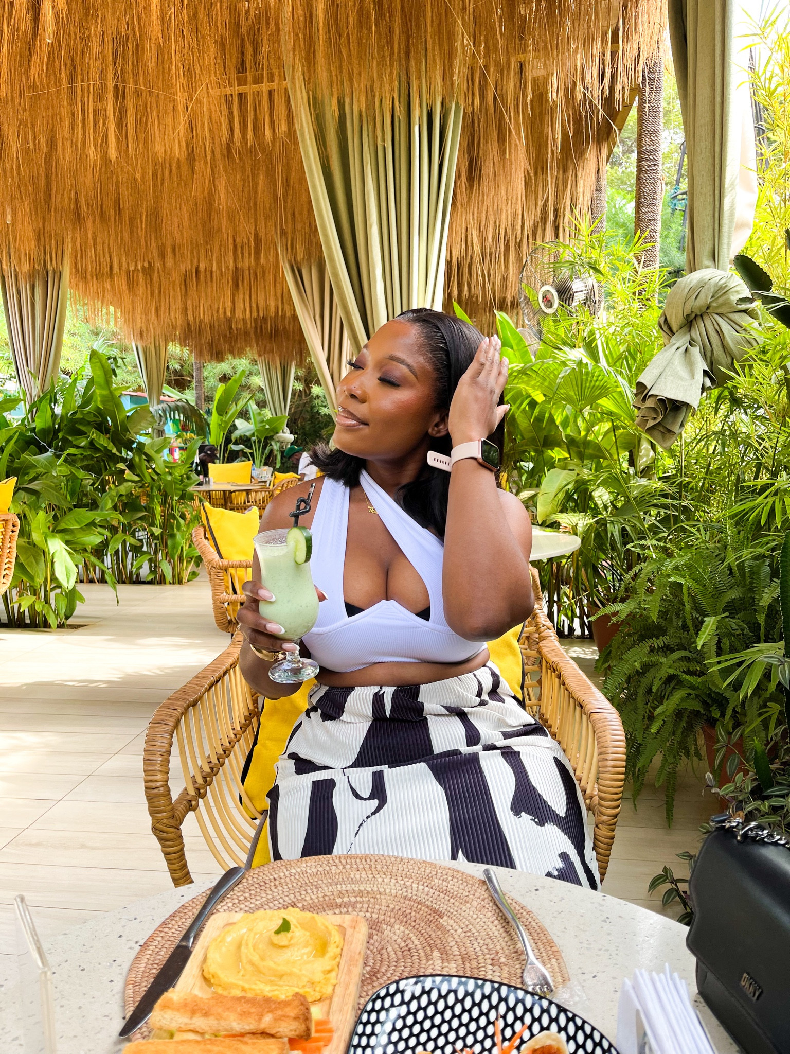 Delicious food and lots of sun. Yes please! 

#LTKHoliday #LTKstyletip