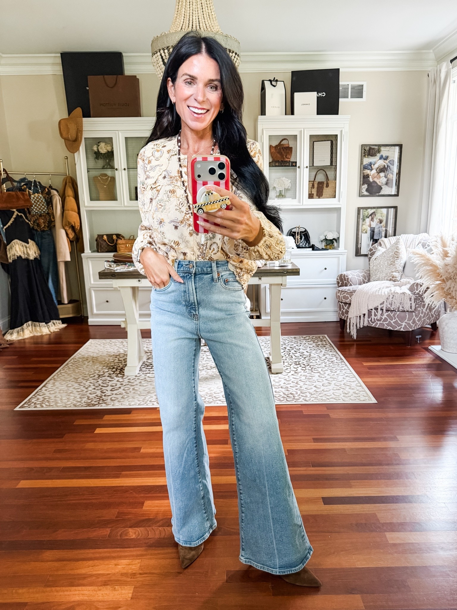 Bret jeans ever and love this blouse! 2 denim small too 
@Target

#LTKootd #LTKSeasonal