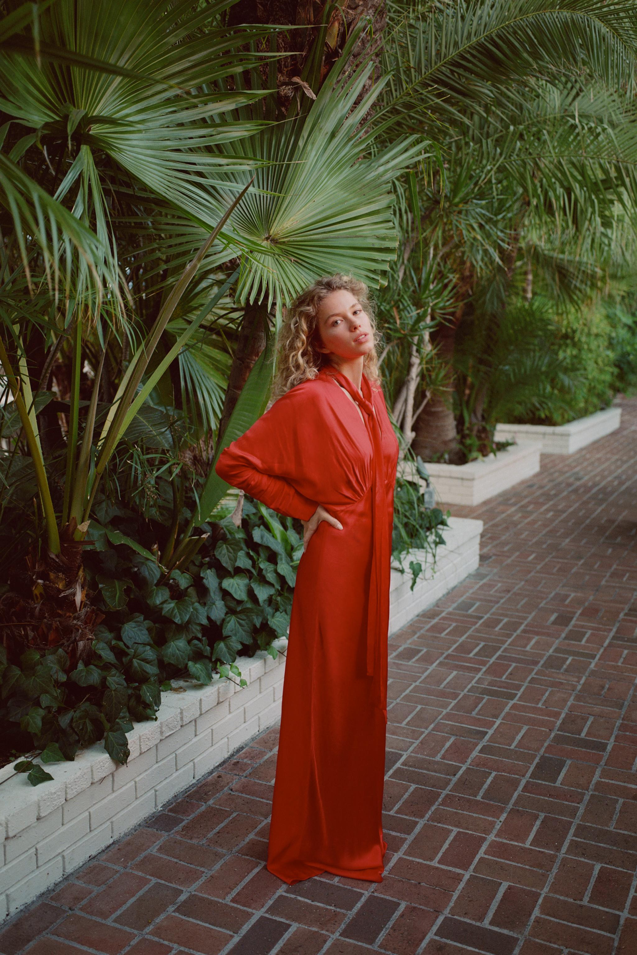 BATWING SLEEVE SCARF SATIN EFFECT DRESS | Zara US