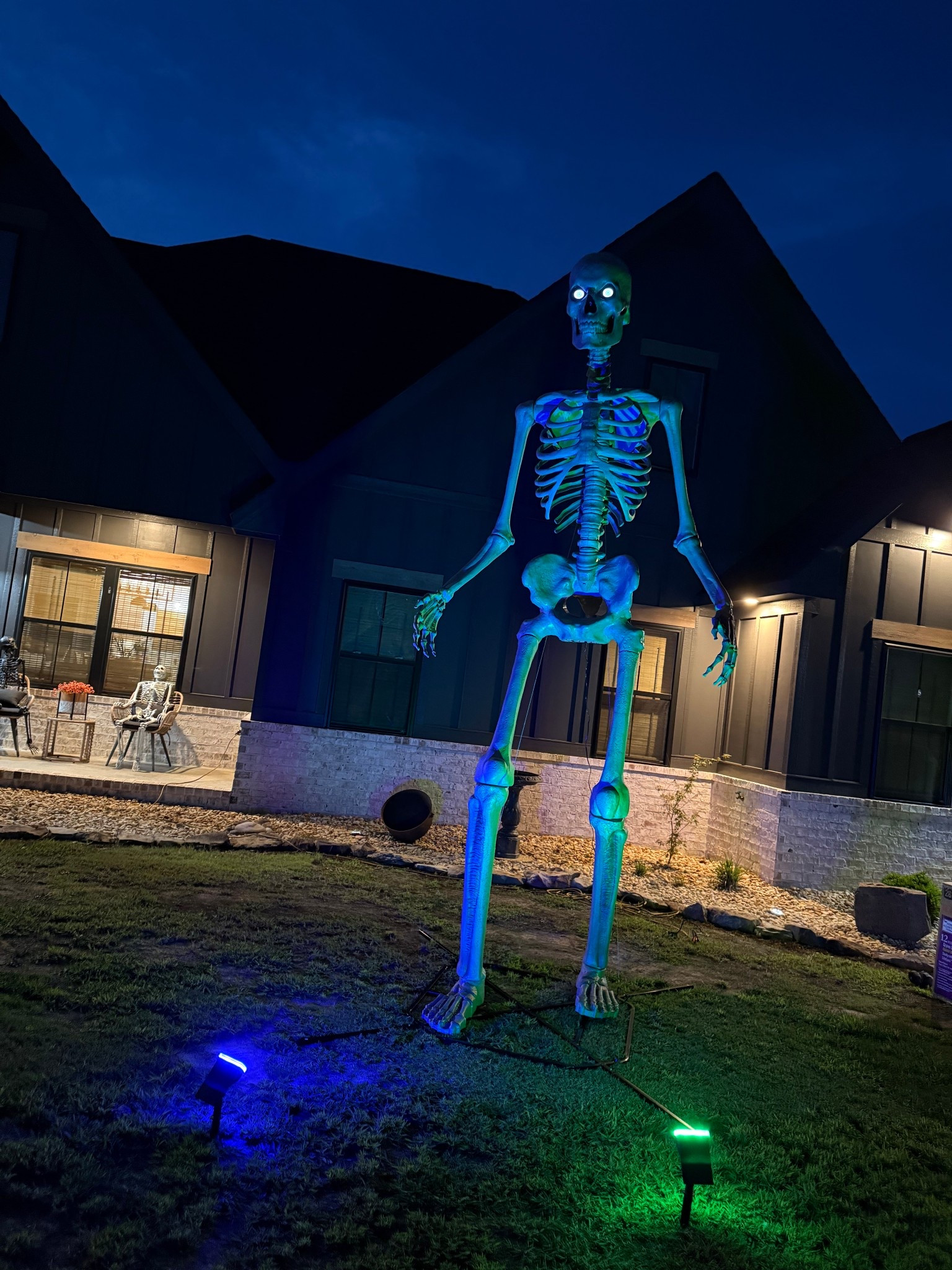 Viral Home Depot 12 ft Skeleton ☠️

#LTKFamily #LTKSeasonal #LTKHome