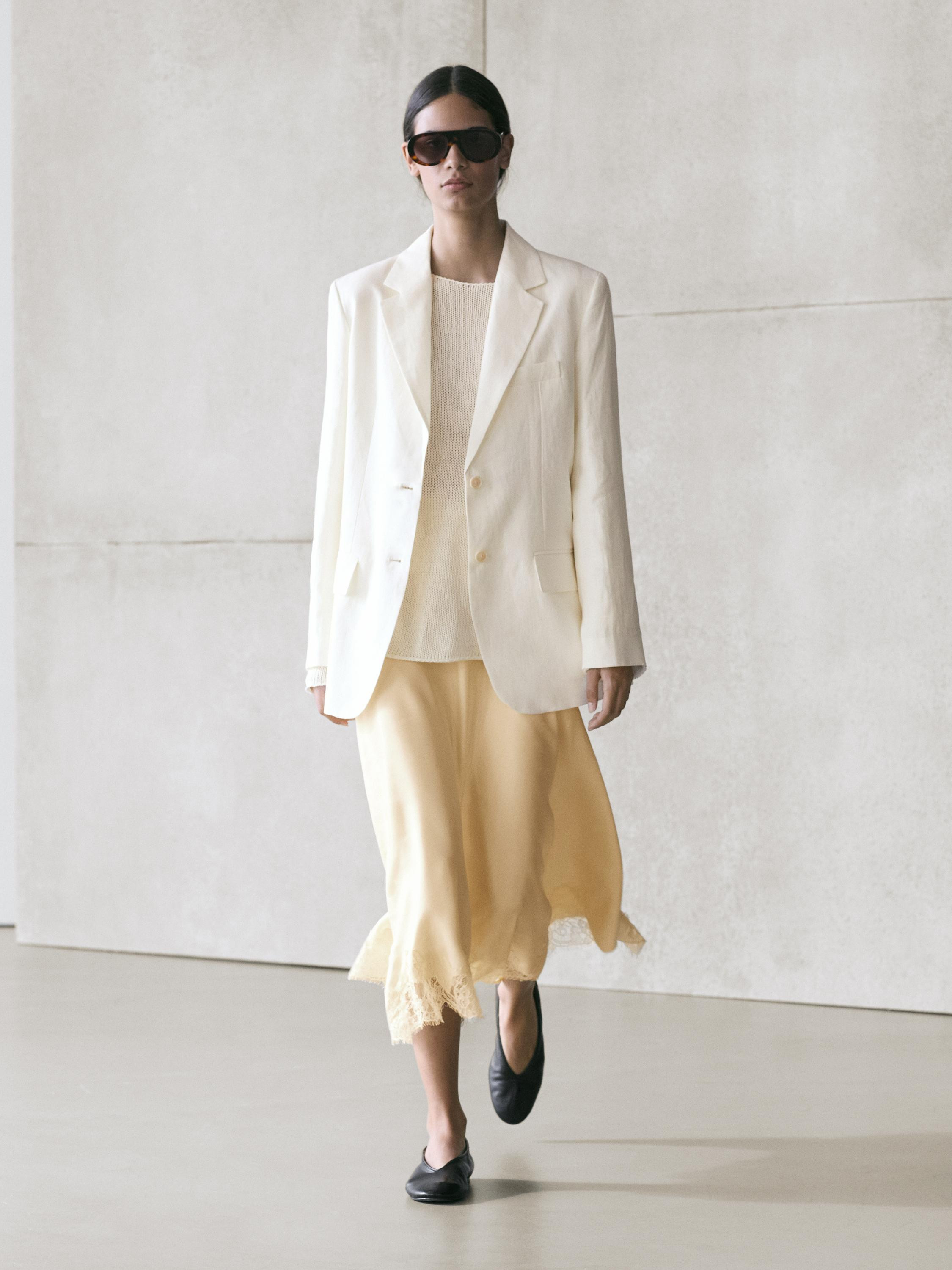 Asymmetric skirt with lace-trimmed detail | Massimo Dutti US