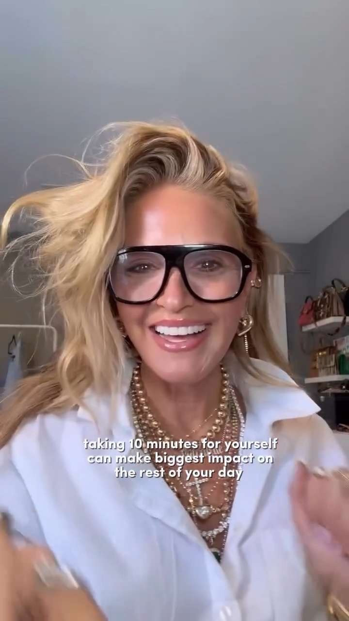 Prioritizing that little bit of time for you can go a long way 💓 

 #LTKStyleTip #LTKBeauty