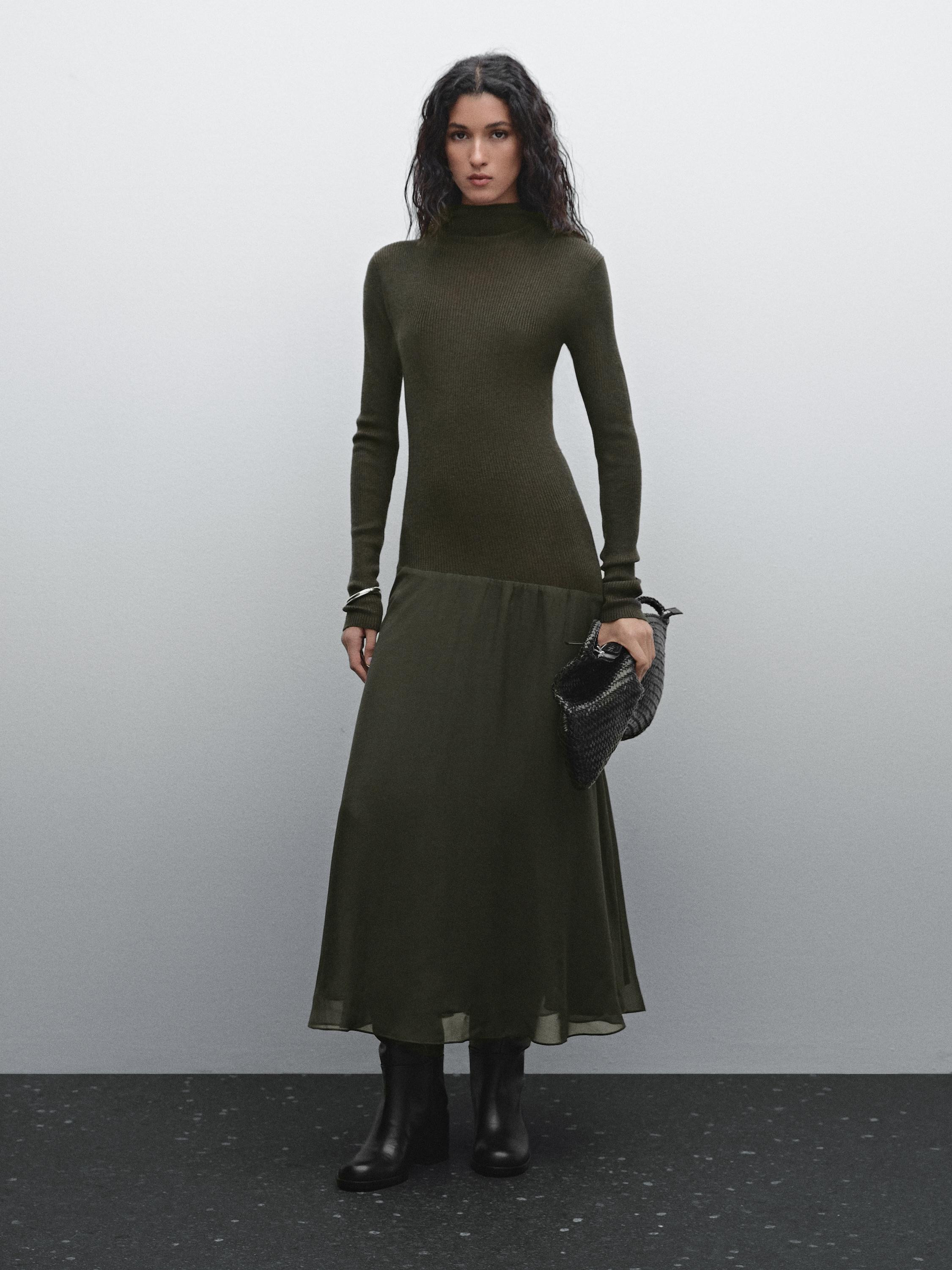 Knit midi dress. High neck. Long sleeves. Lined. Central seam detail . Ruffled detail. | Massimo Dutti US
