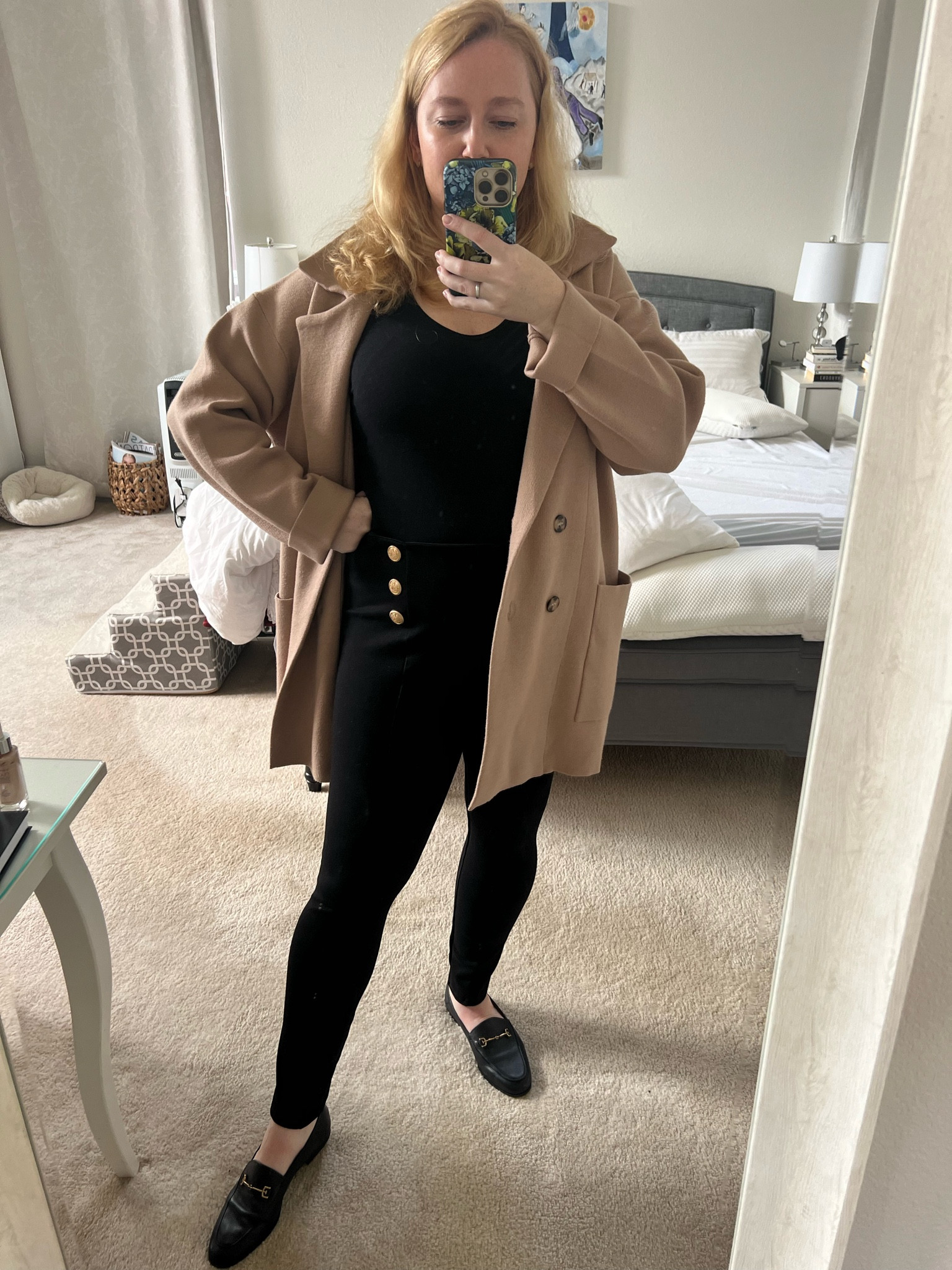 Cozy fall fit 
Ponte pants / thick black leggings that don’t look like athleisure 
Oversized beige cardigan 
Black leather loafers 

#LTKfindsunder100 #LTKSeasonal #LTKmidsize