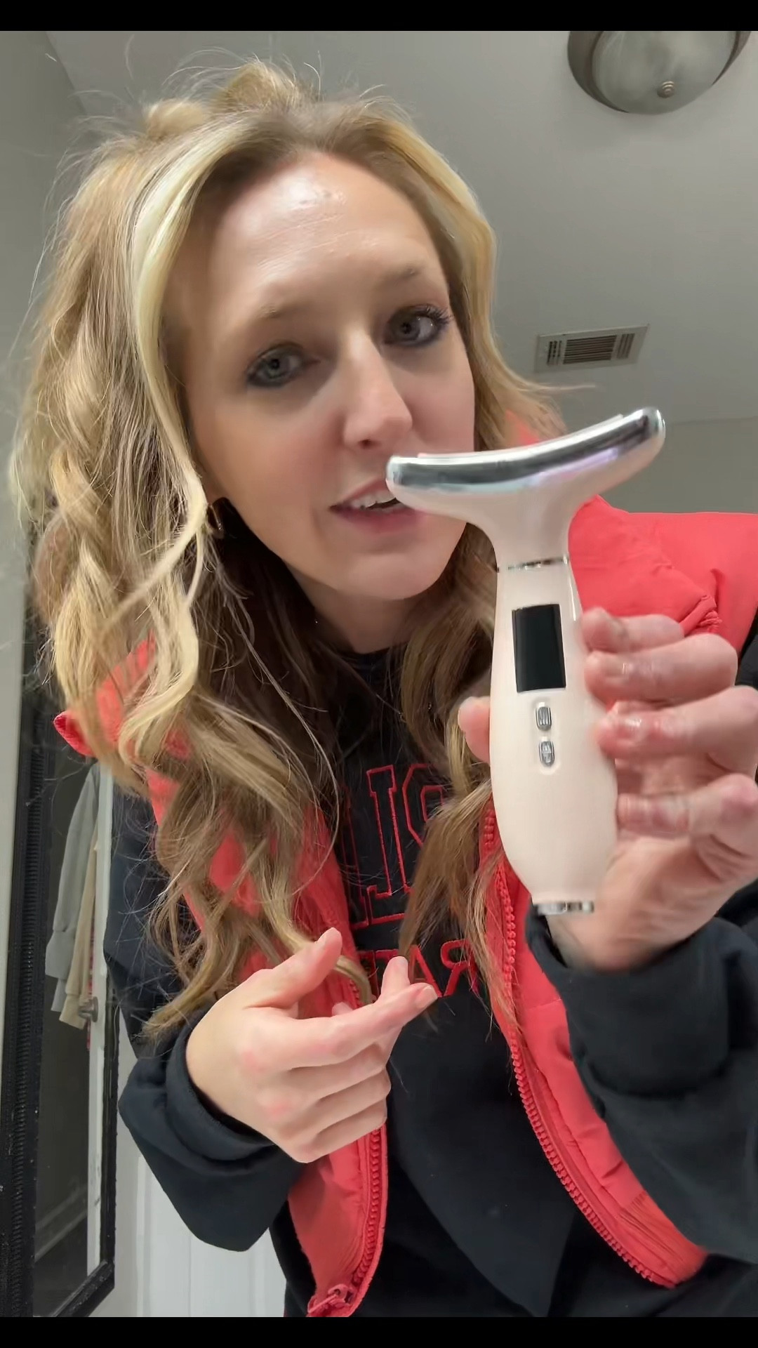 One of the best beauty finds I’ve found recently! After just a few weeks of use, my face looks so much slimmer! There are many different brands that offer the same benefits, so just give one a try. If you are serious about your skincare routine, this is a must try! 

#guasha #facemassage #redlighttherapy #skincareroutine #beautyfinds 

#LTKBeauty #LTKFindsUnder50 #LTKStyleTip