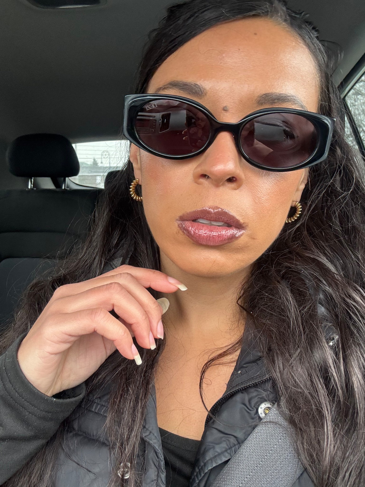 I am obsessed with these glasses from Dezi. These are so chic and perfect for an oval face shape. 

#LTKootd