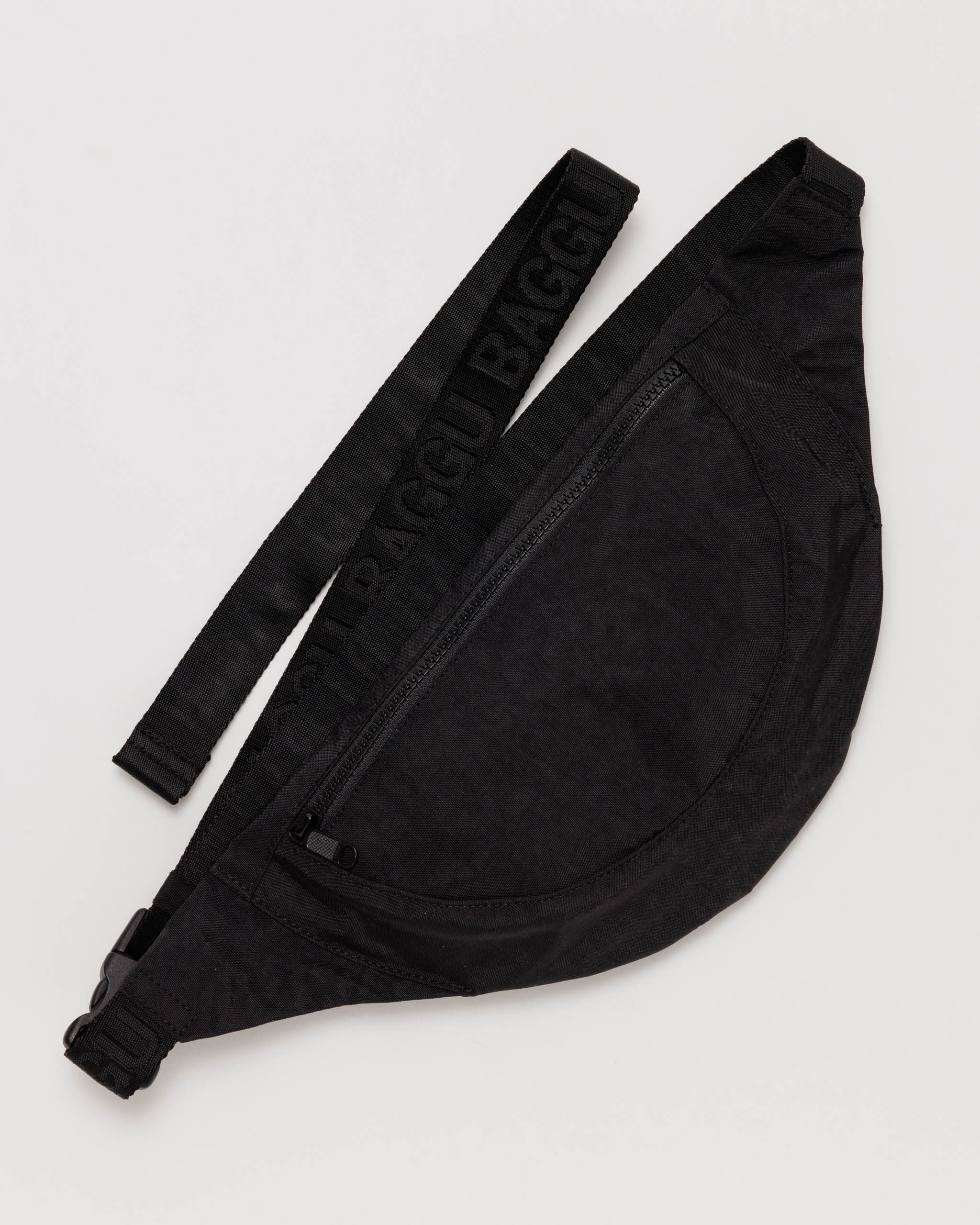 Crescent Fanny Pack | BAGGU