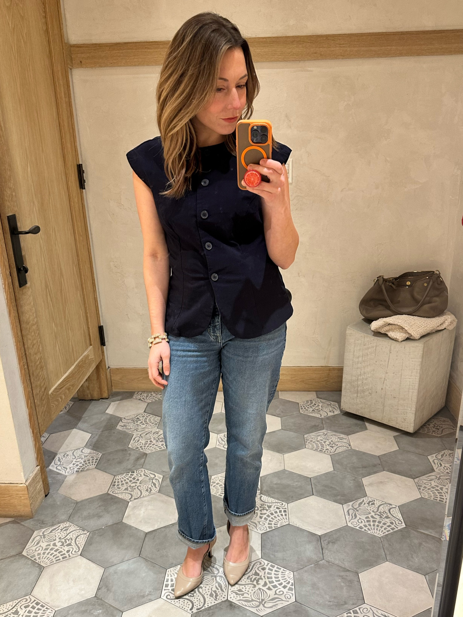 Love love this top. Such a flattering silhouette - pair with straight leg denim and accessorize! Done :)

#LTKMostLoved #LTKStyleTip #LTKOver40