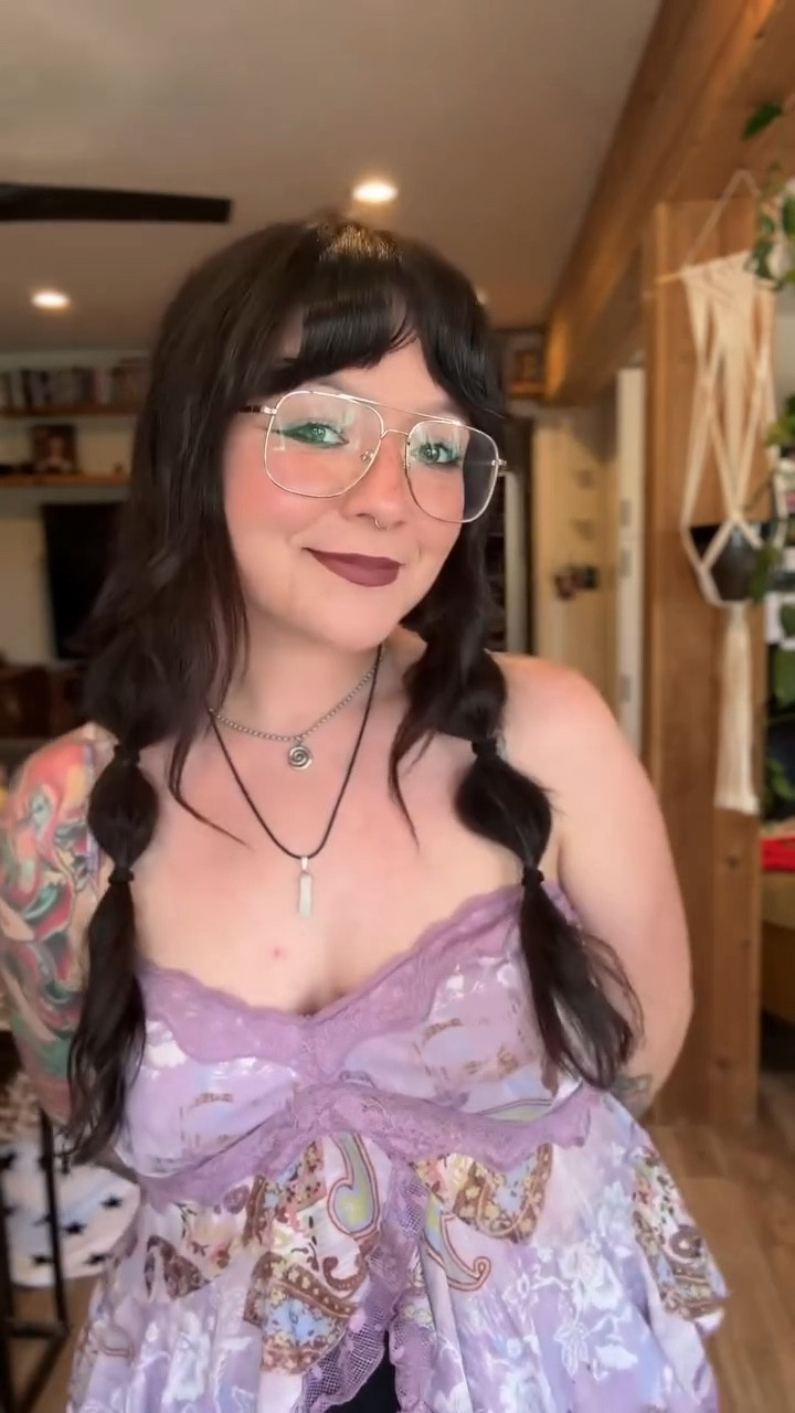 going to a friends egg hunt! do you think anyone will find this in my hair??⋆.ೃ࿔* :･