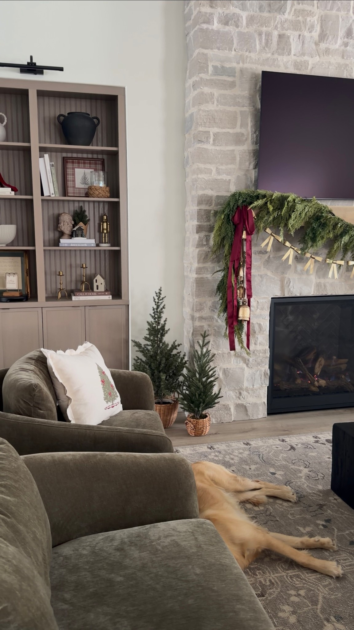 Lots of questions on these little trees/baskets lately. The trees are old target but I linked the basket. I have the small size! 

#LTKHome #LTKHoliday #LTKFindsUnder50