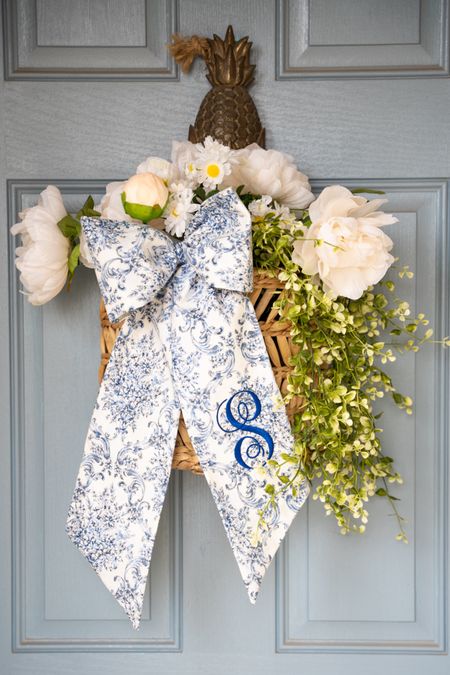 Spring Front Door Decor 🌸🌷🌼 #spring #homedecor #easterbasket #southernstyle #bow #blueandwhite #chinoiserie #flowers 

#LTKSeasonal #LTKhome